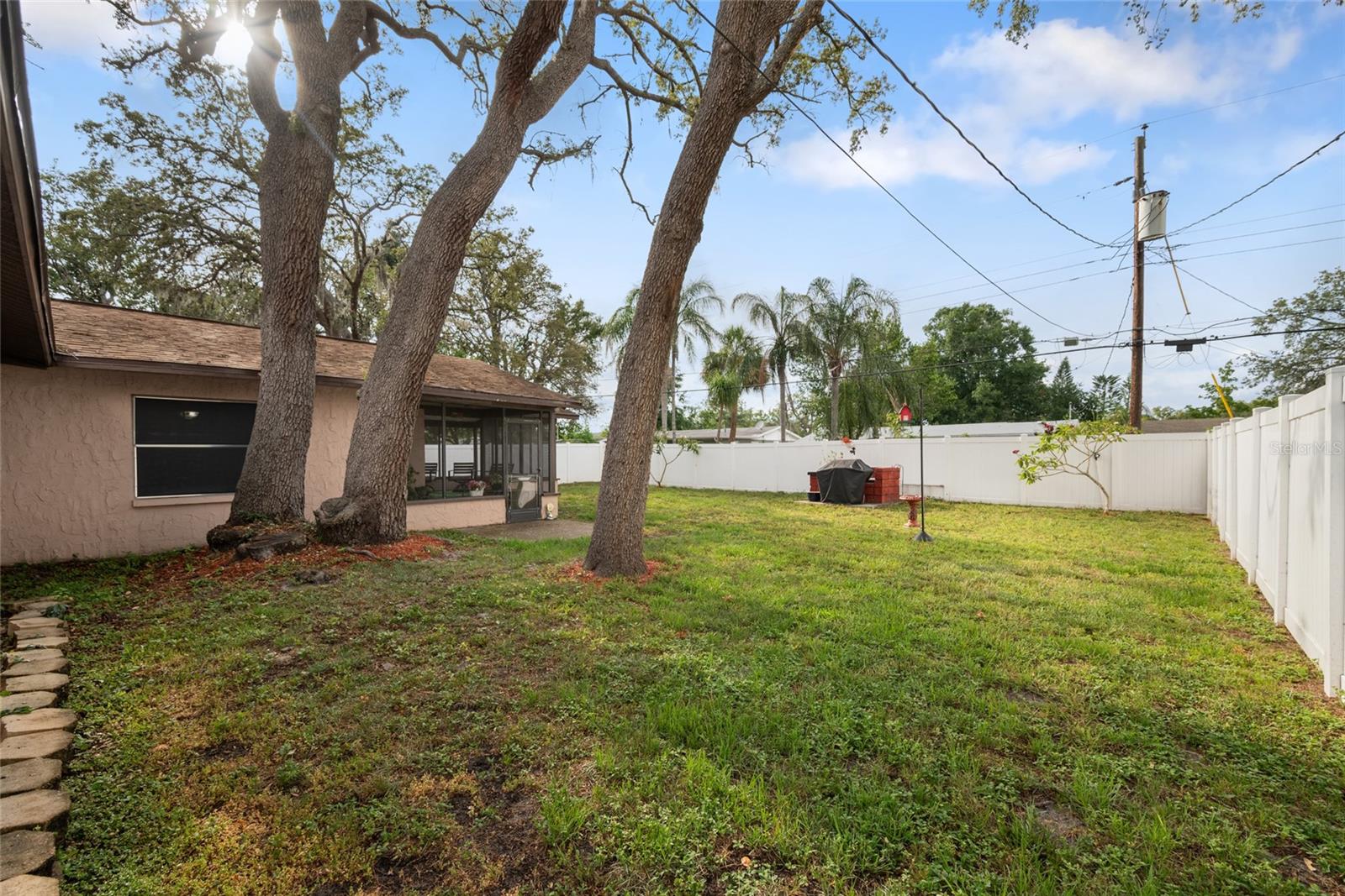 Image 40 of 44 For 5533 Golden Nugget Drive
