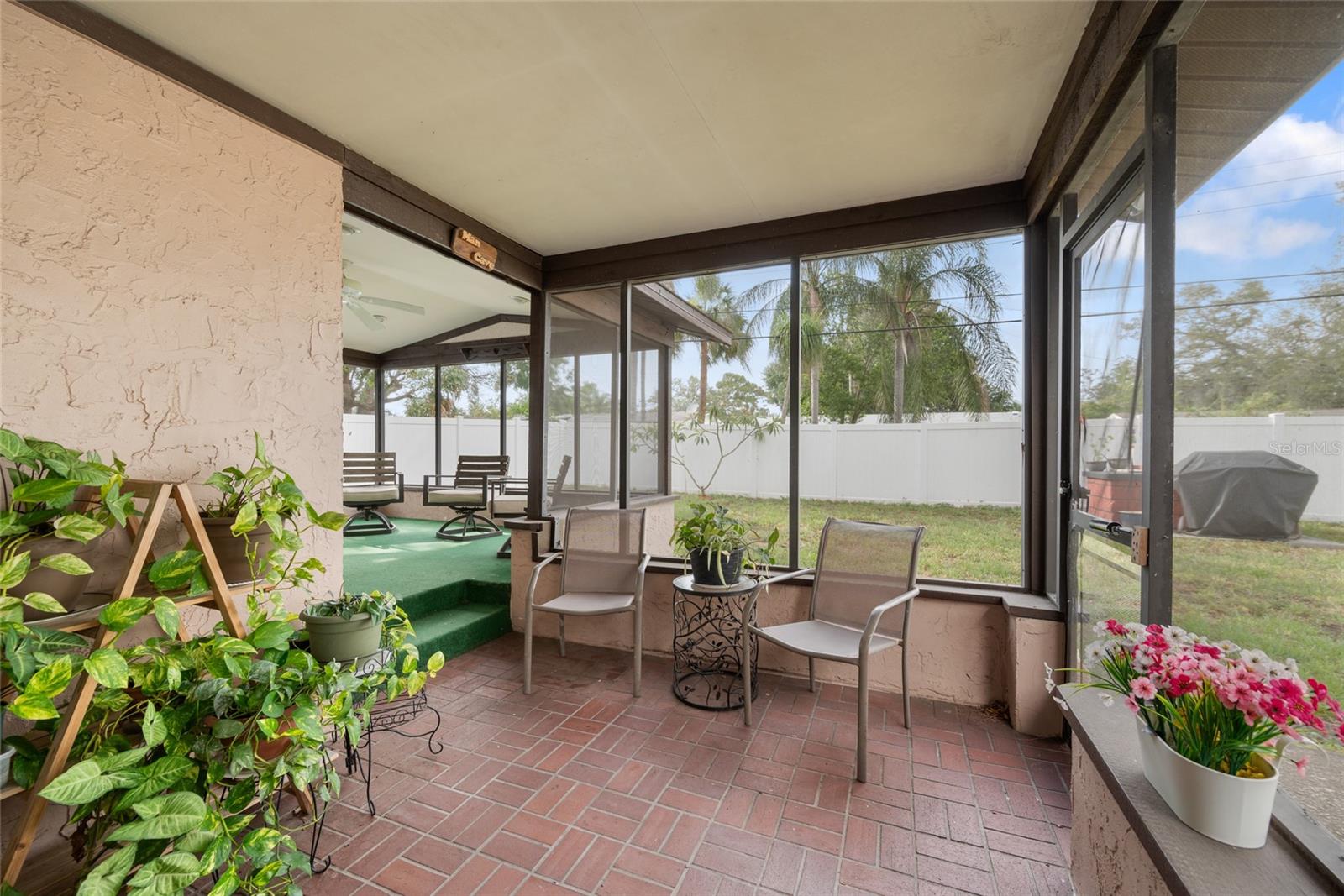 Image 6 of 44 For 5533 Golden Nugget Drive