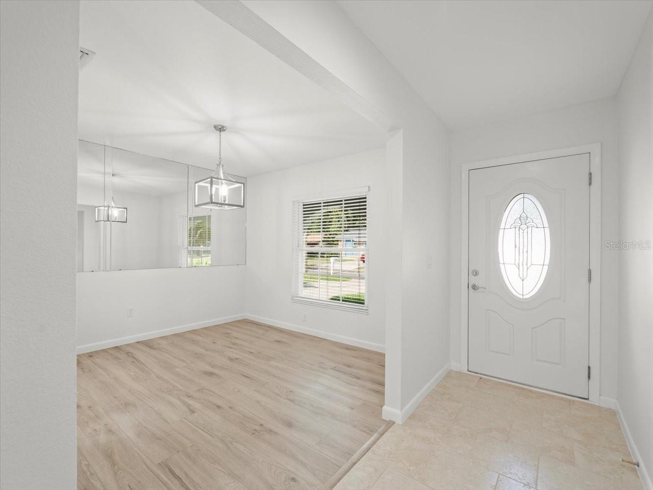 Image 14 of 30 For 4016 Windtree Drive