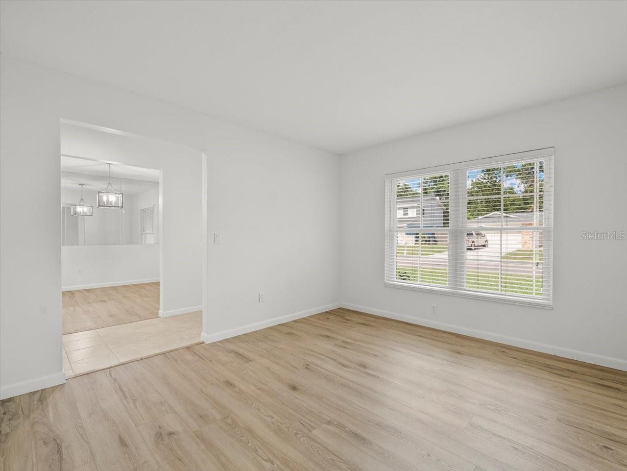 Image 16 of 30 For 4016 Windtree Drive