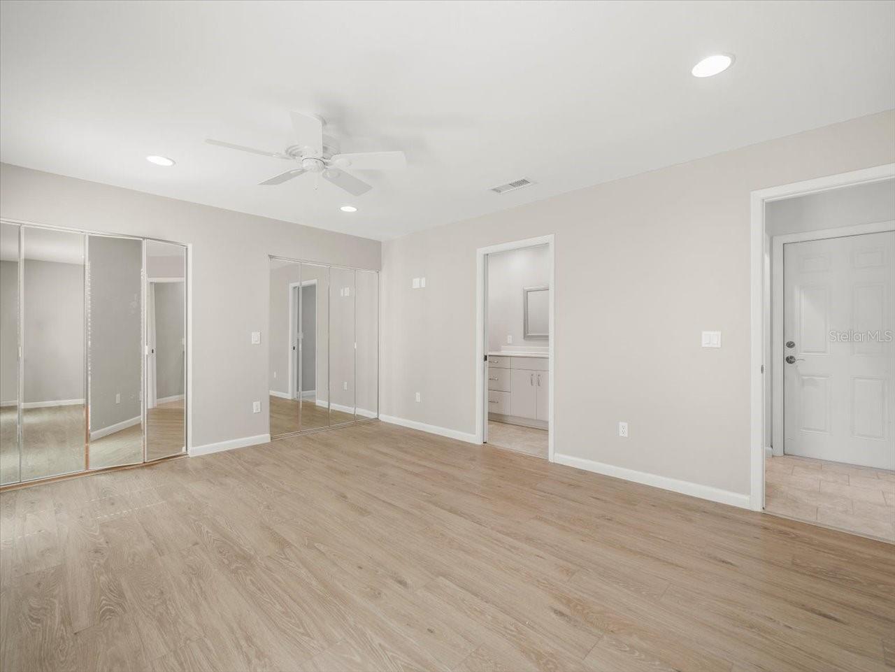 Image 19 of 30 For 4016 Windtree Drive