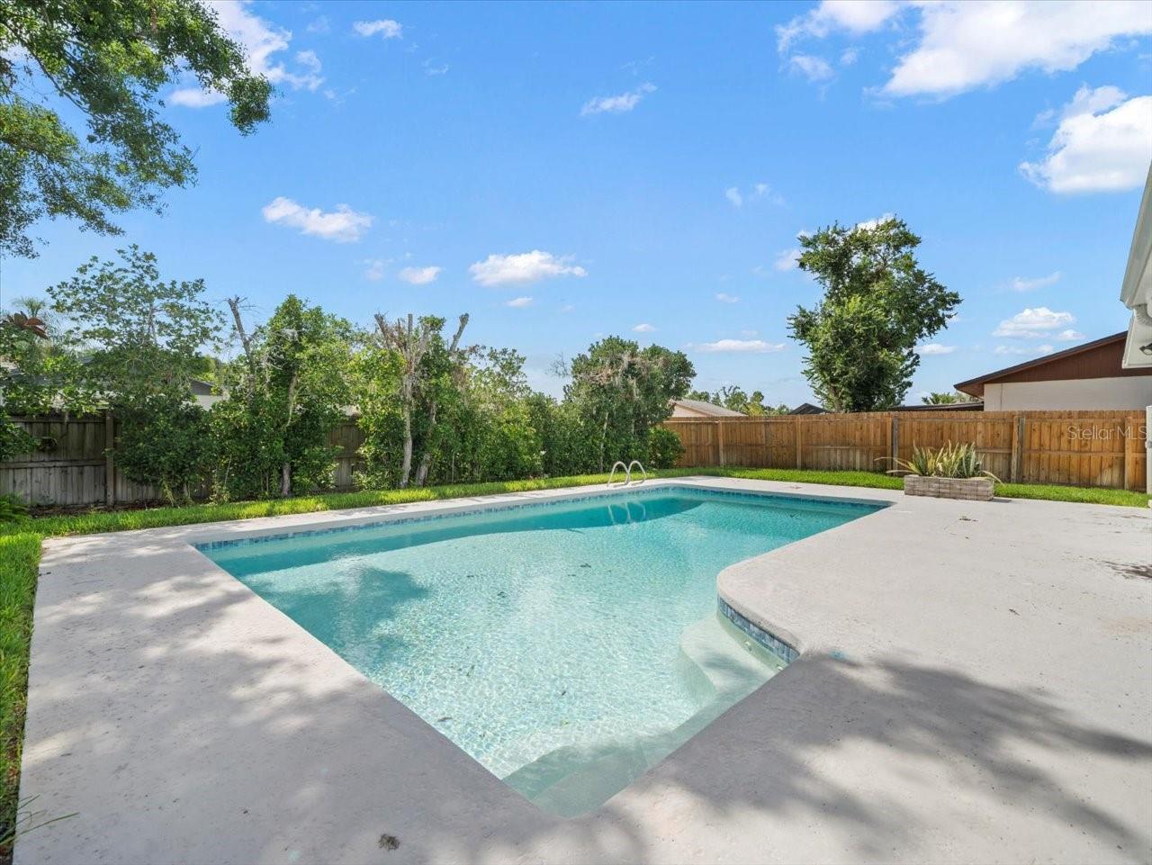 Image 2 of 30 For 4016 Windtree Drive