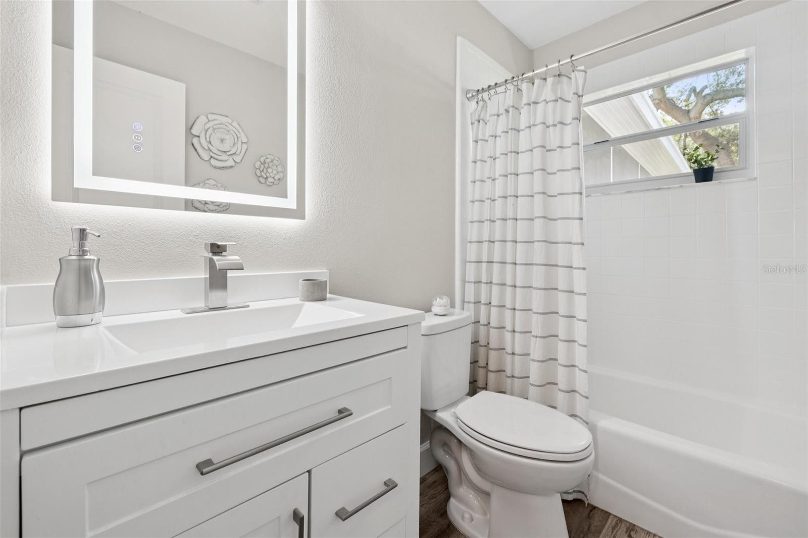 Image 19 of 53 For 2044 Balfour Circle