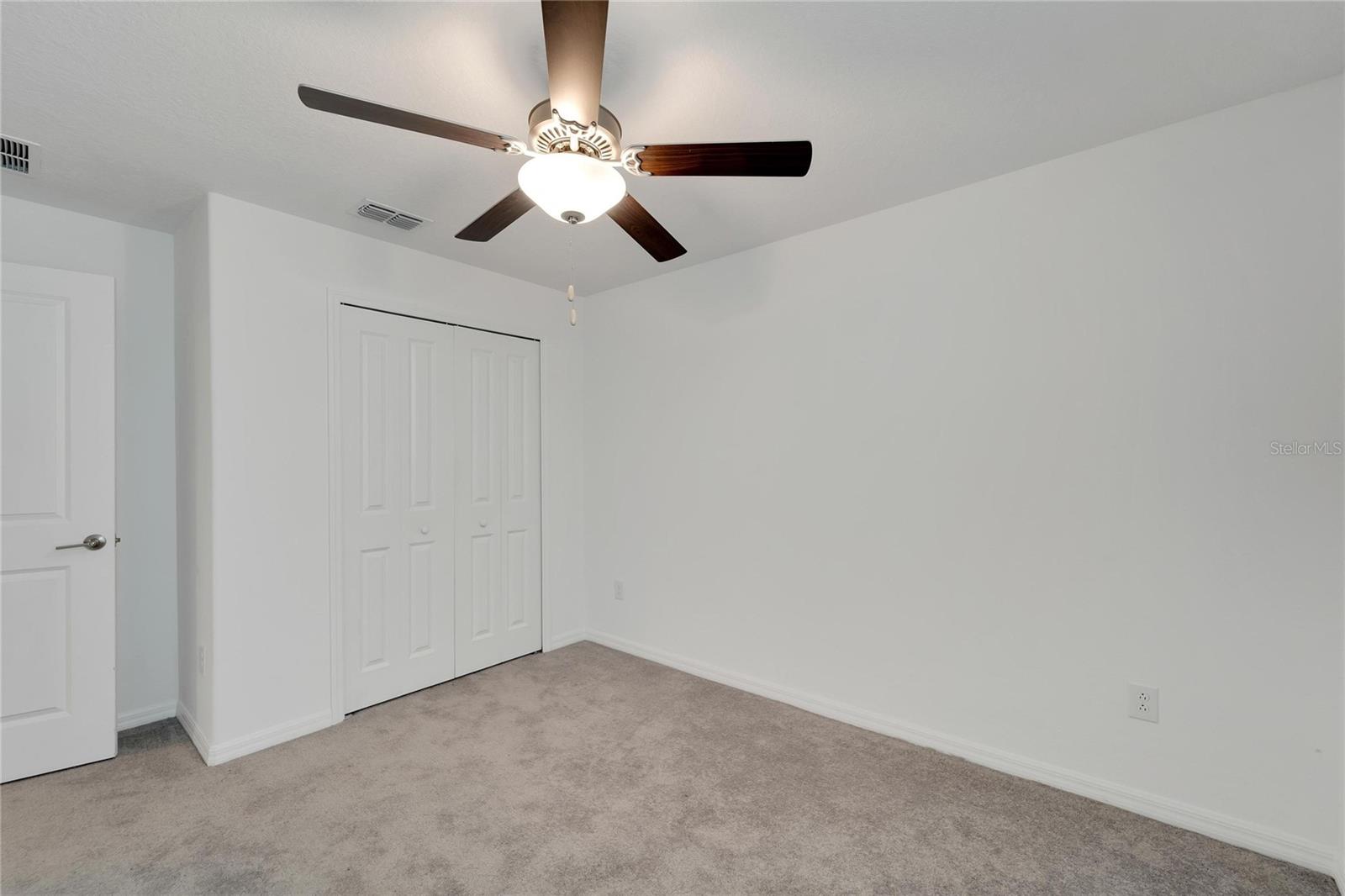 Listing photo id 26 for 3186 Oyster Cove Street