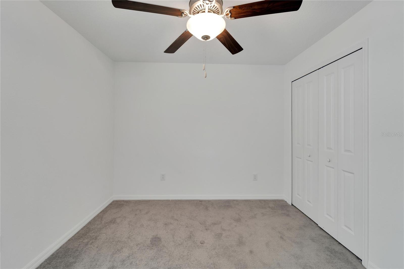 Listing photo id 28 for 3186 Oyster Cove Street