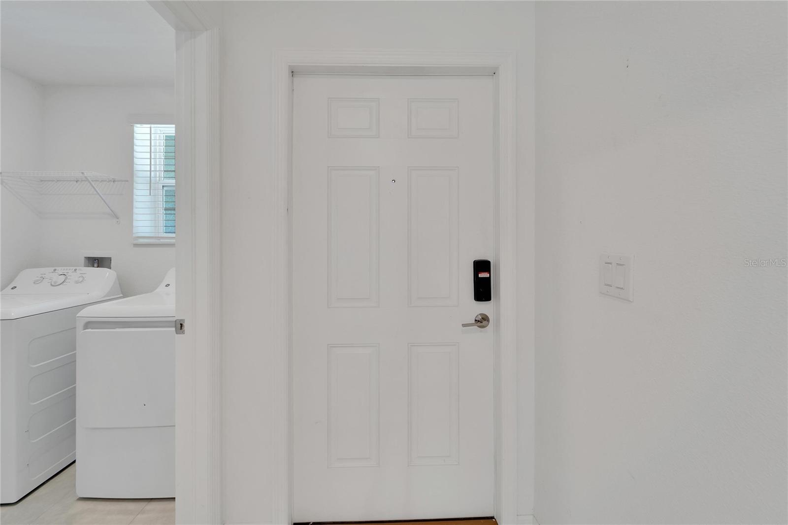 Listing photo id 38 for 3186 Oyster Cove Street