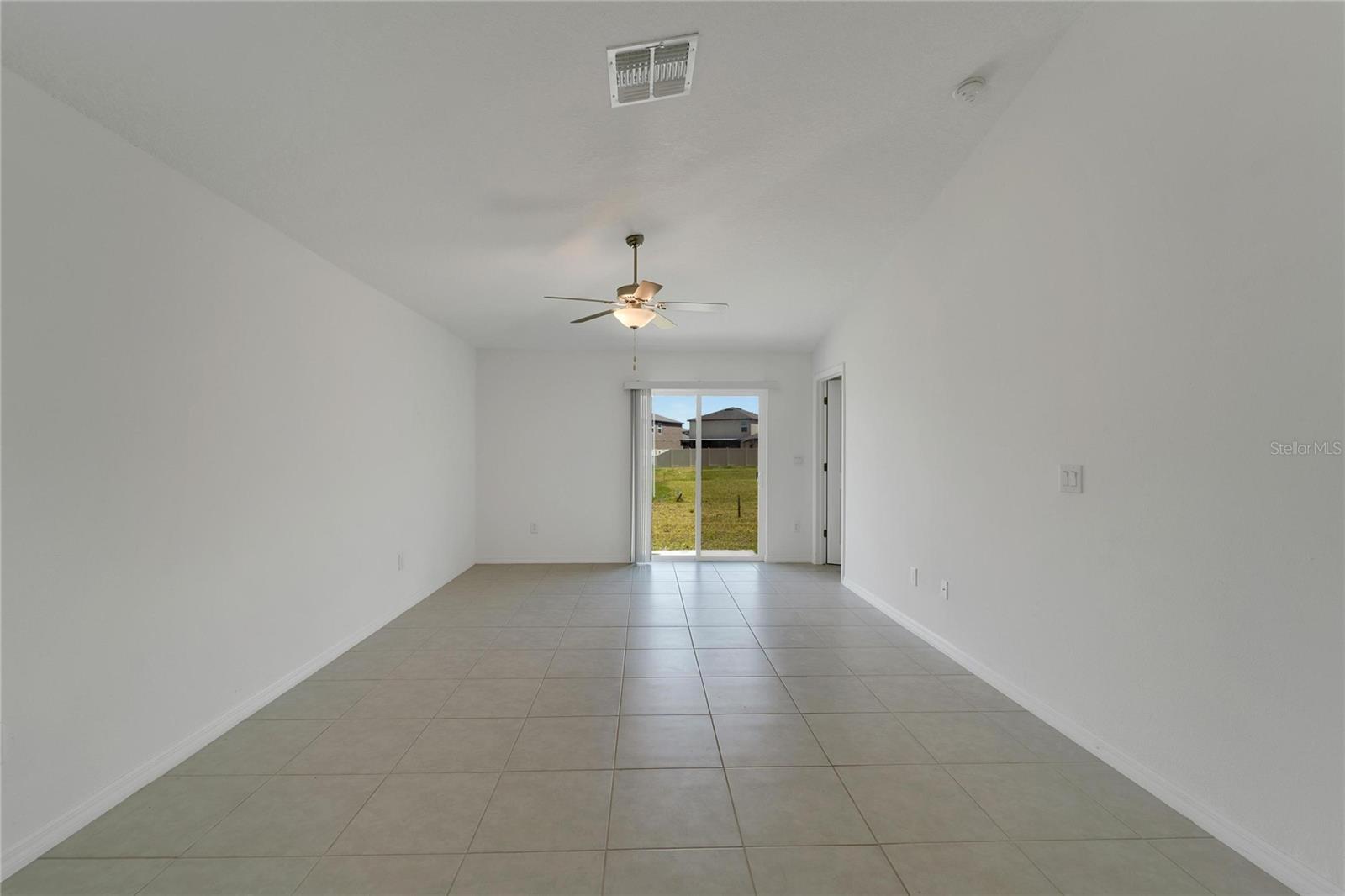 Listing photo id 40 for 3186 Oyster Cove Street