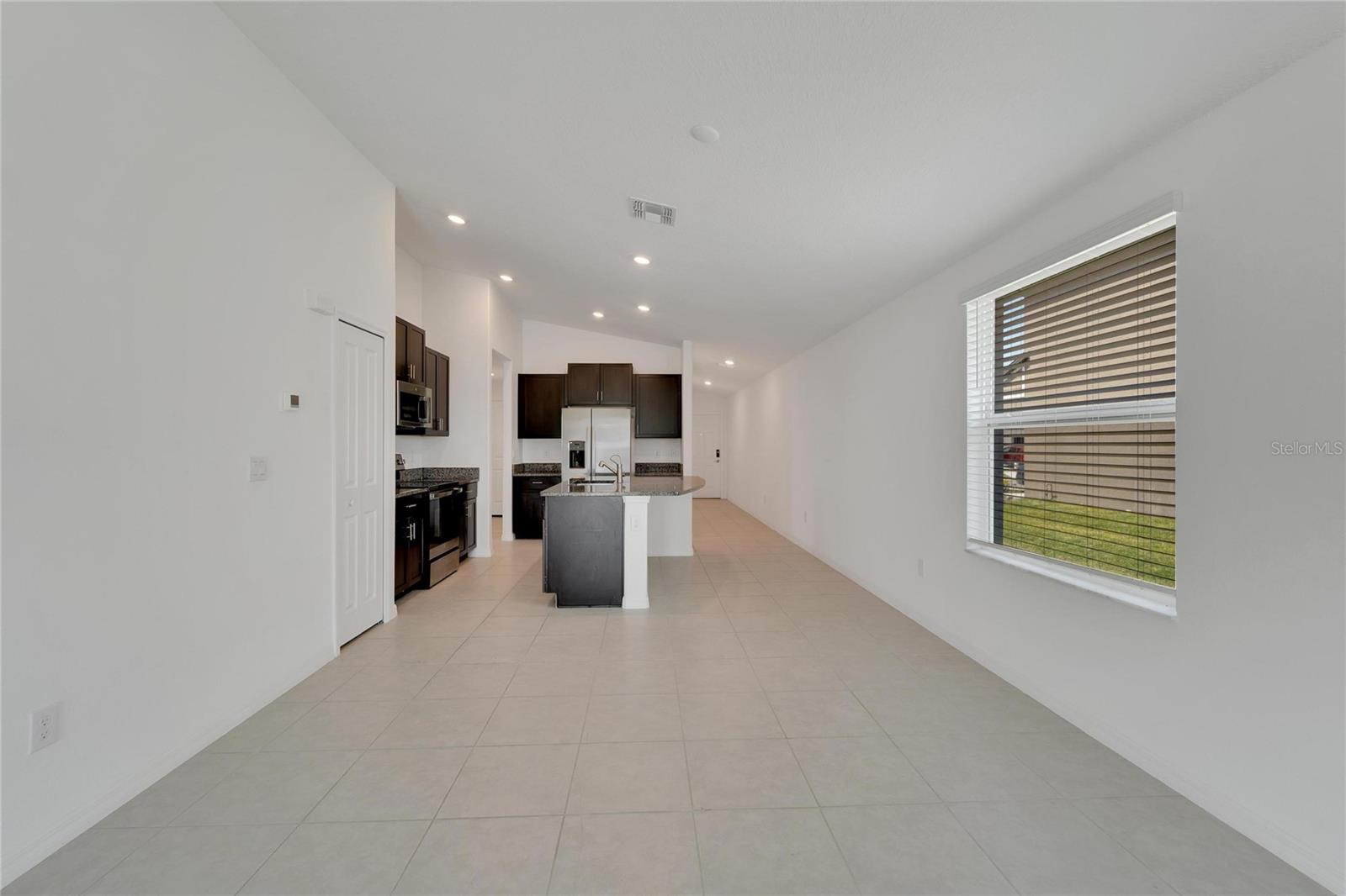 Listing photo id 47 for 3186 Oyster Cove Street