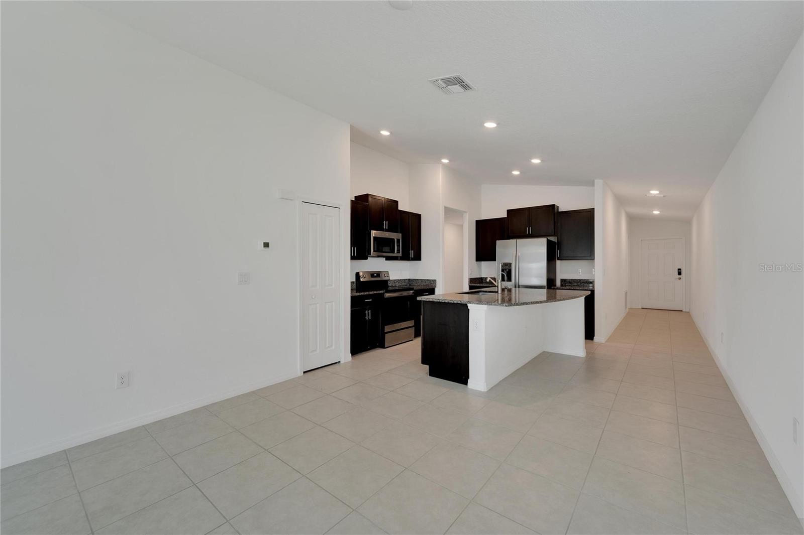Listing photo id 48 for 3186 Oyster Cove Street