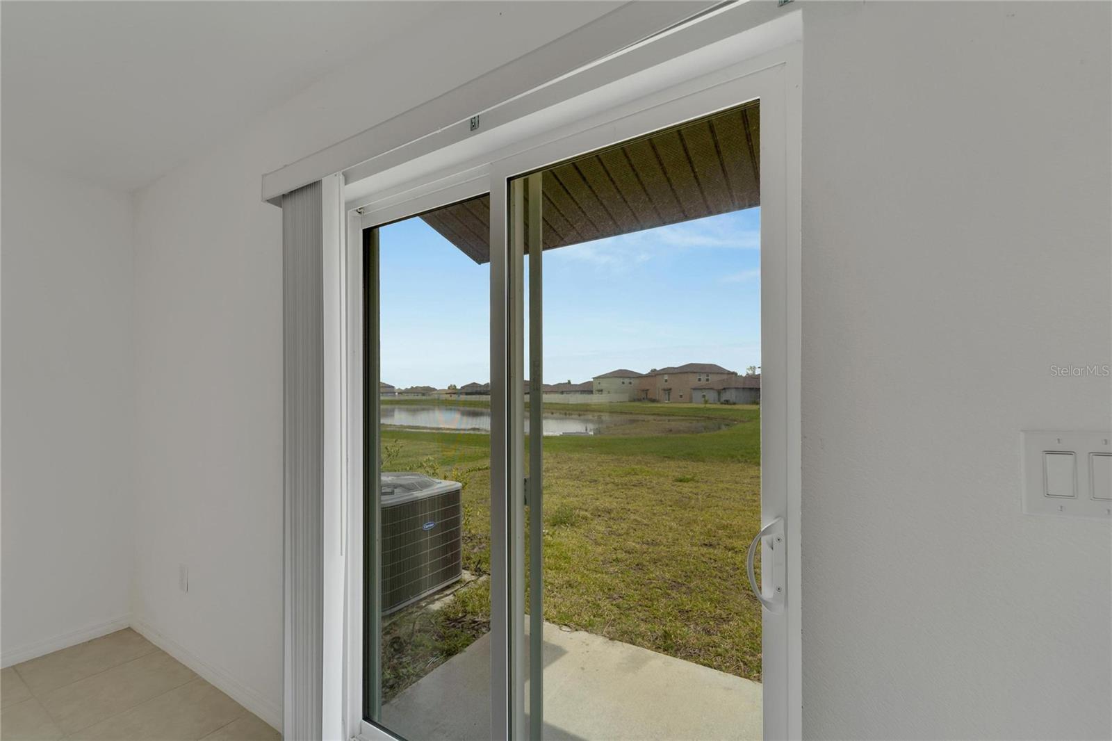 Listing photo id 50 for 3186 Oyster Cove Street