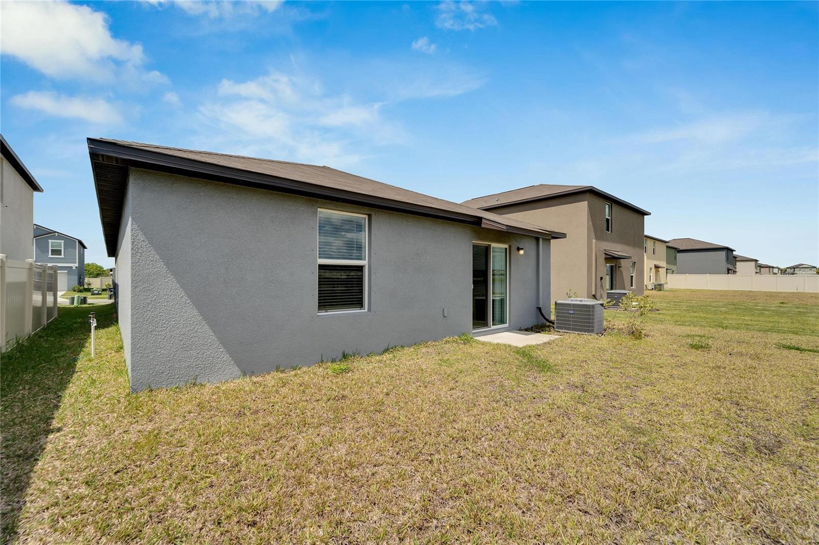 Listing photo id 55 for 3186 Oyster Cove Street