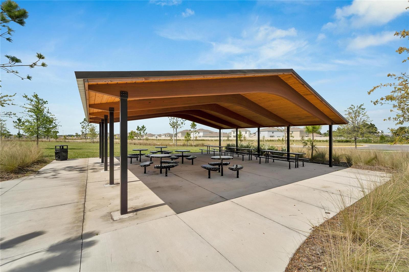 Listing photo id 61 for 3186 Oyster Cove Street