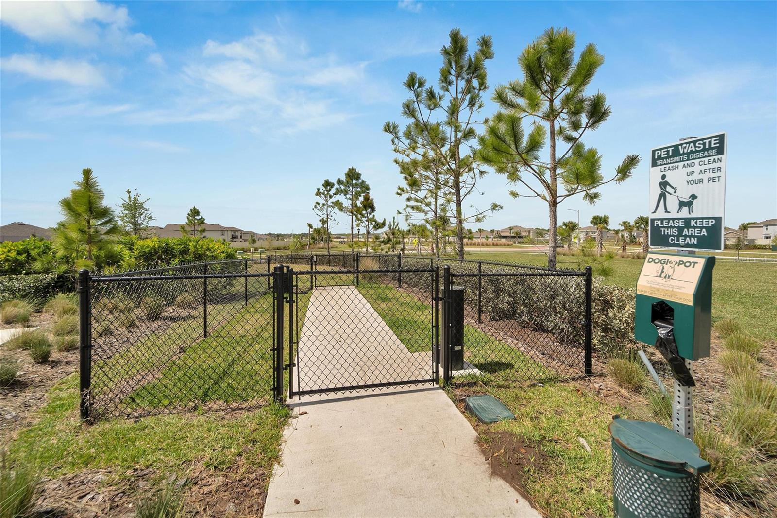 Listing photo id 66 for 3186 Oyster Cove Street