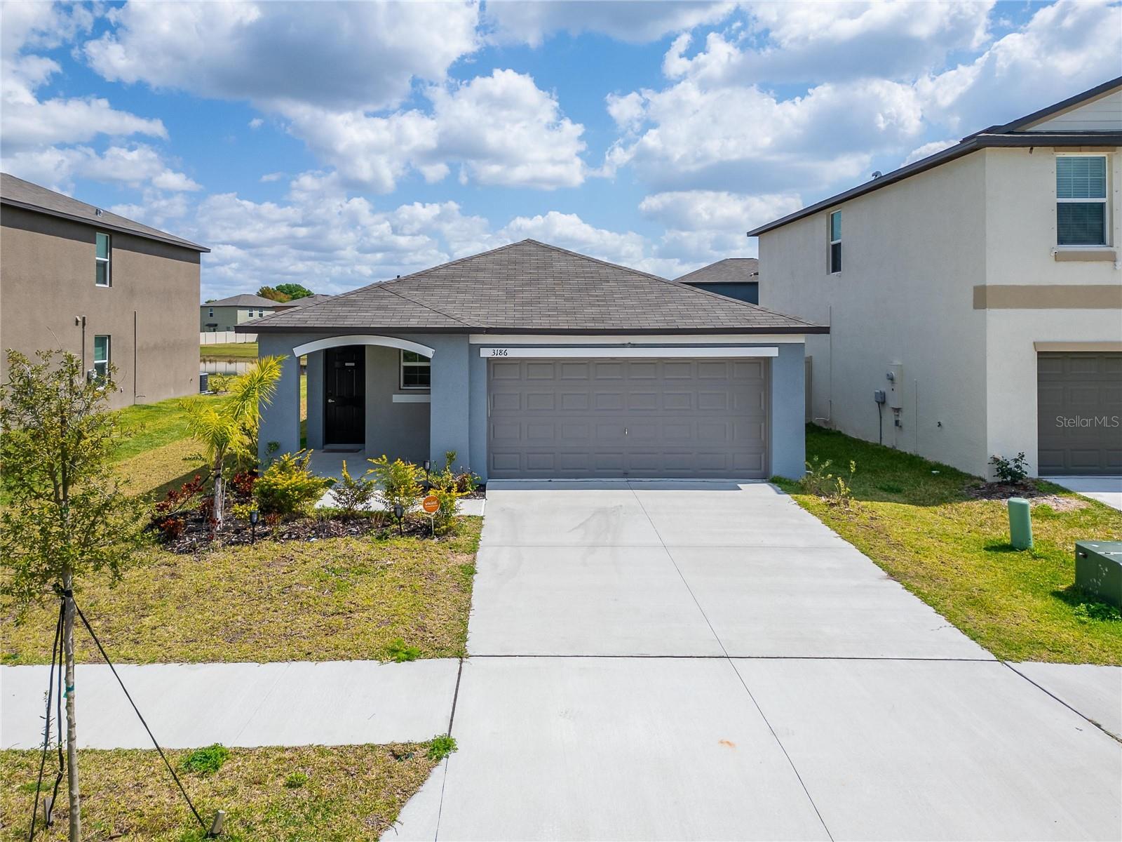 Listing photo id 68 for 3186 Oyster Cove Street