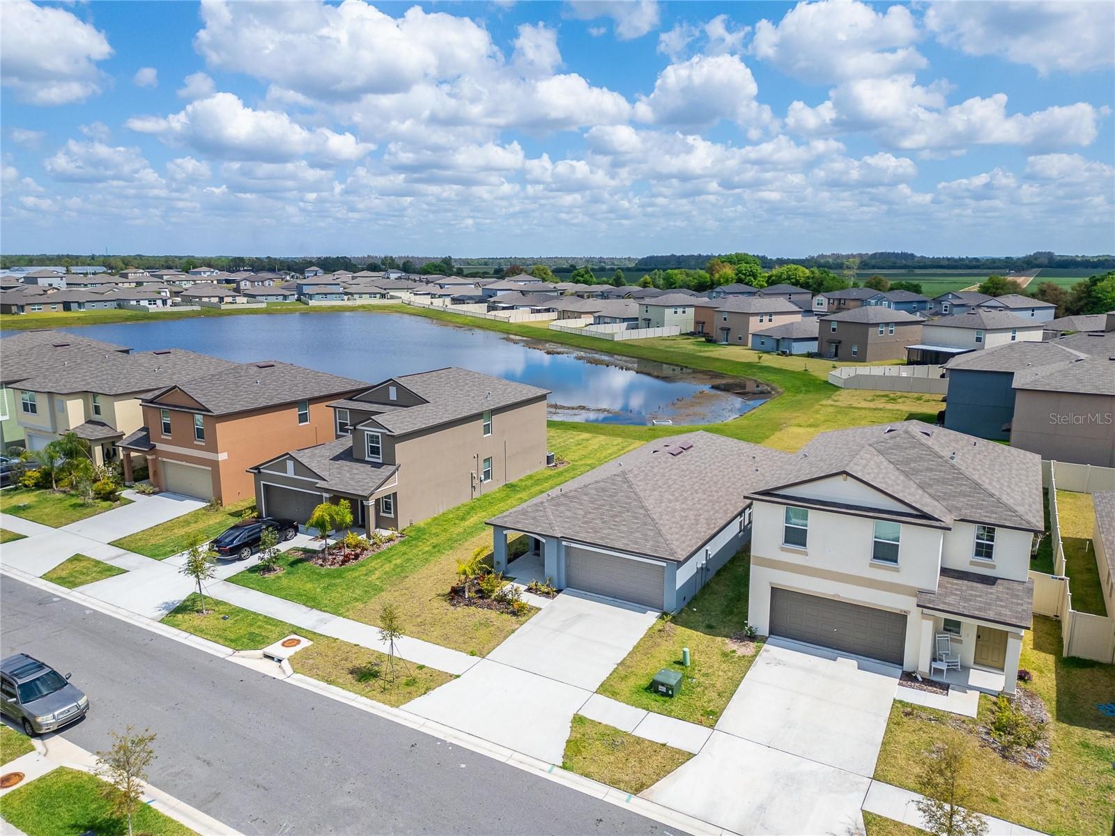 Listing photo id 72 for 3186 Oyster Cove Street
