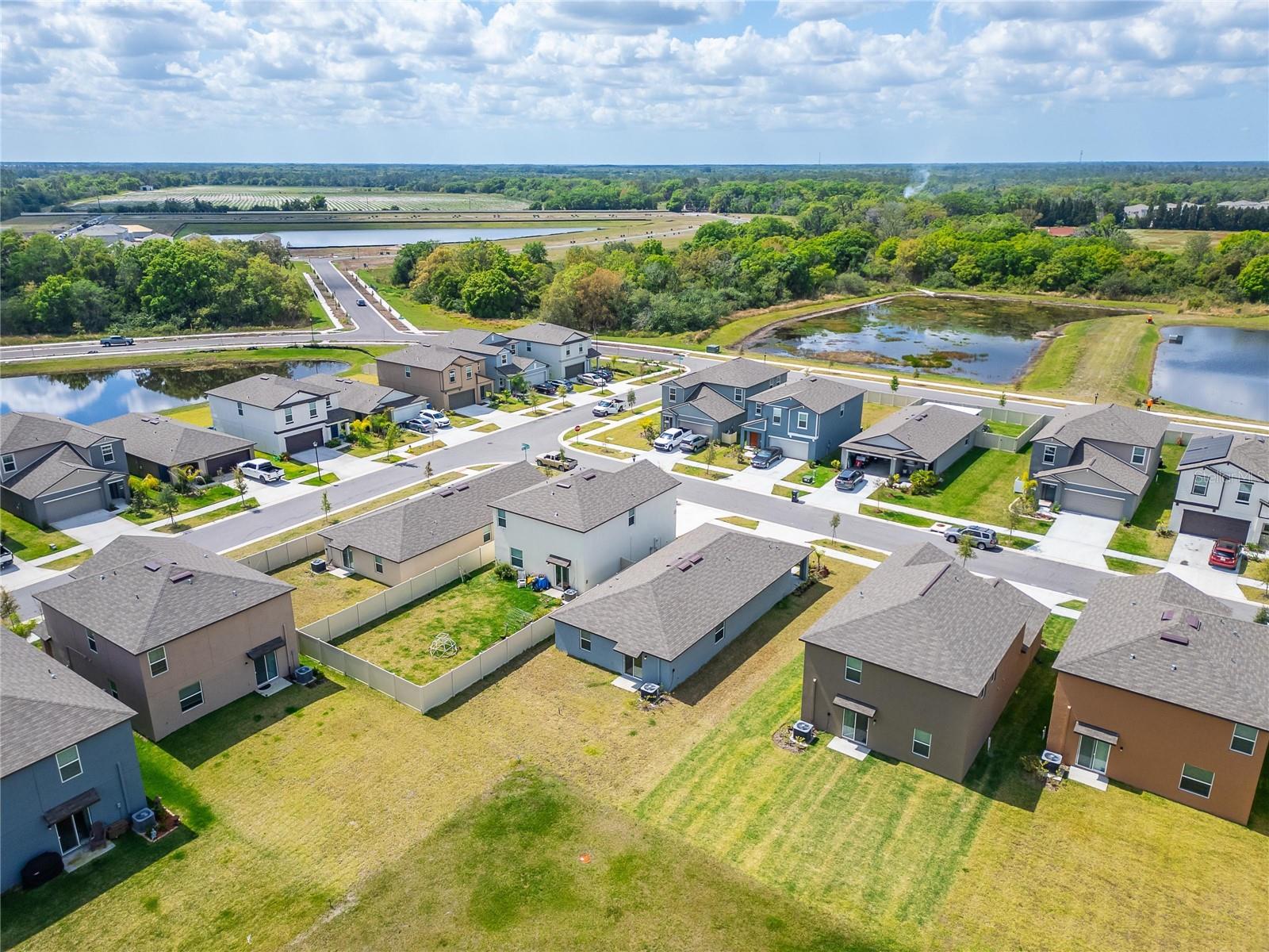 Listing photo id 87 for 3186 Oyster Cove Street