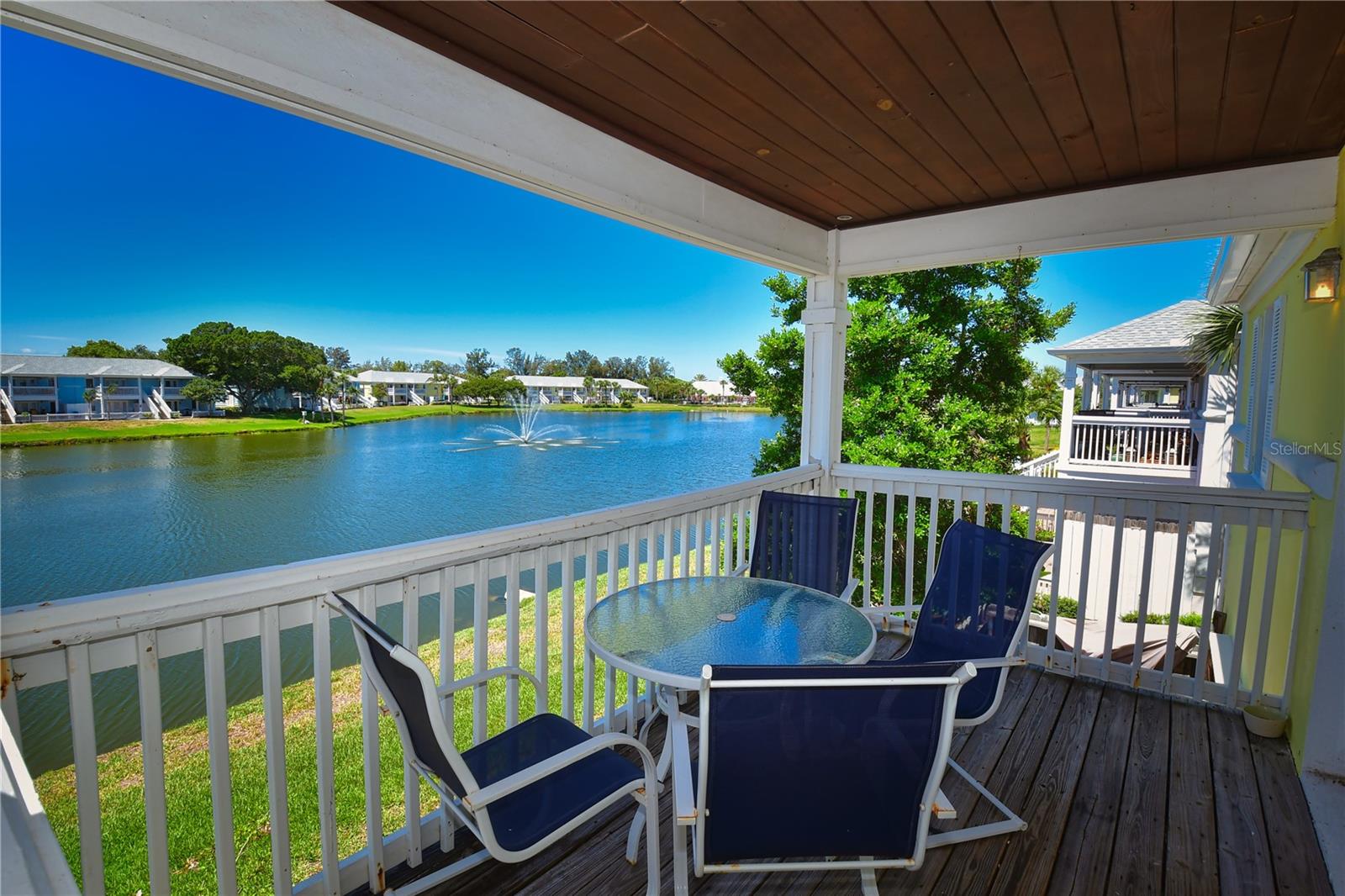 Image 30 of 53 For 204 Pompano Drive Se D