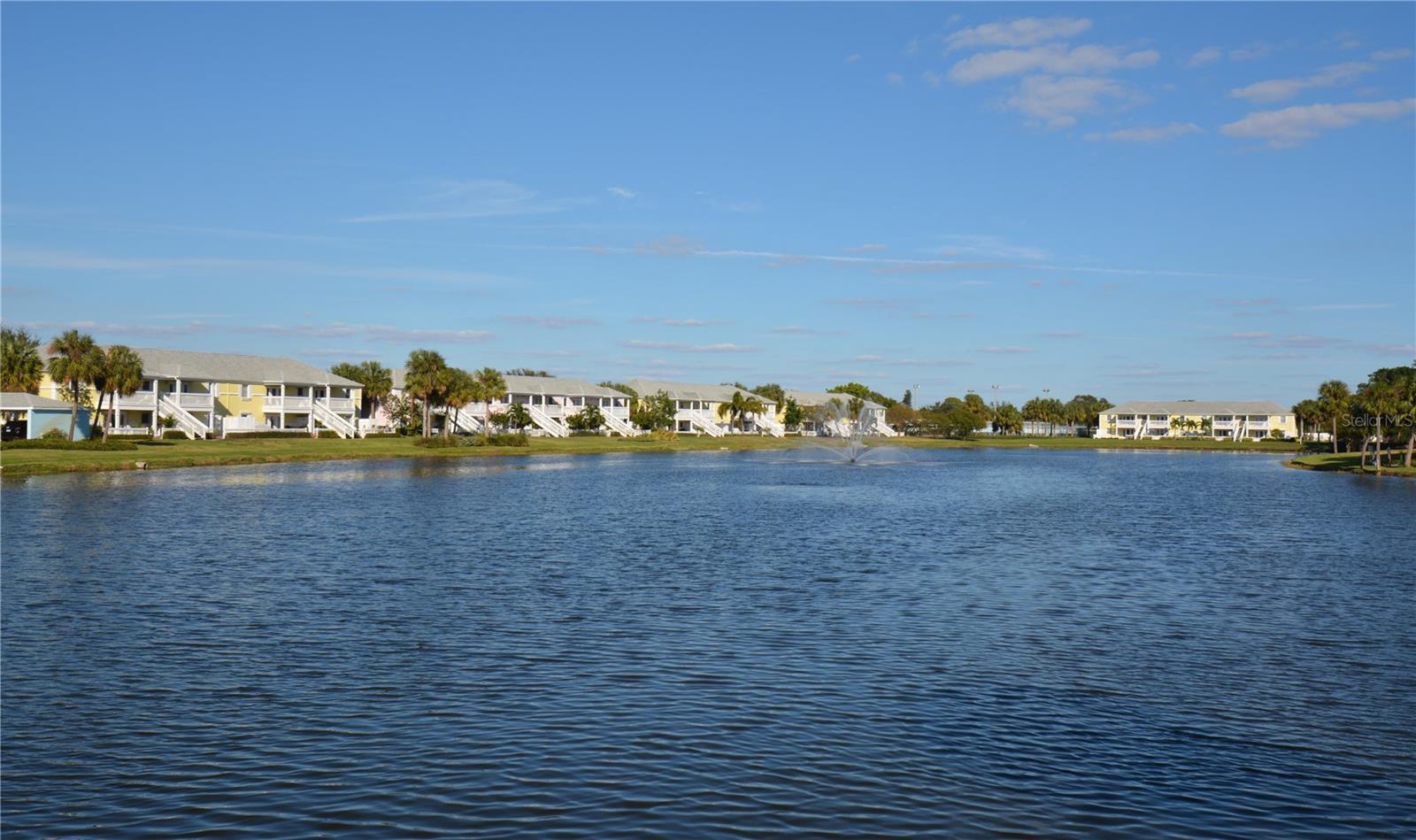 Image 38 of 53 For 204 Pompano Drive Se D