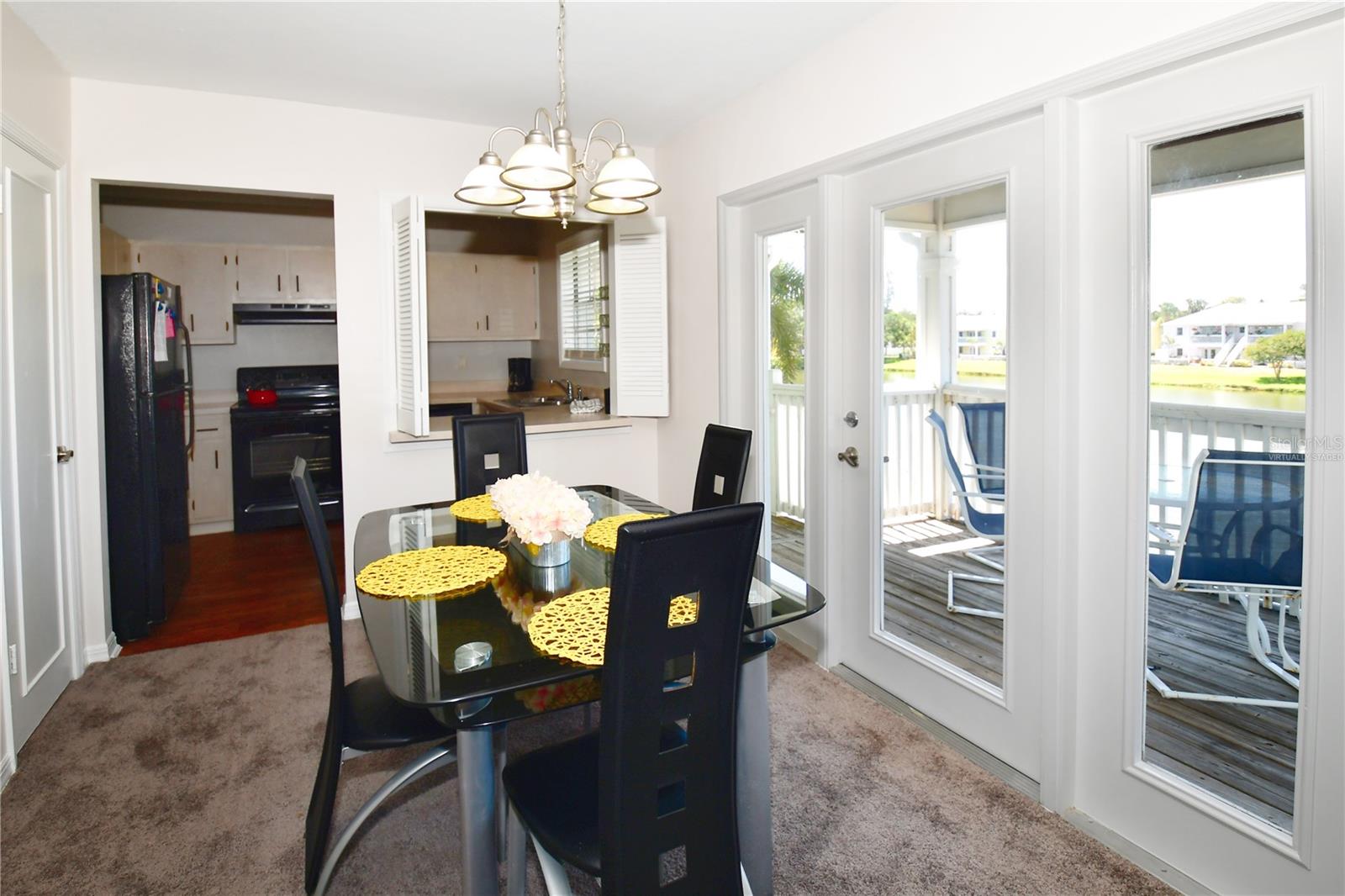 Image 9 of 53 For 204 Pompano Drive Se D