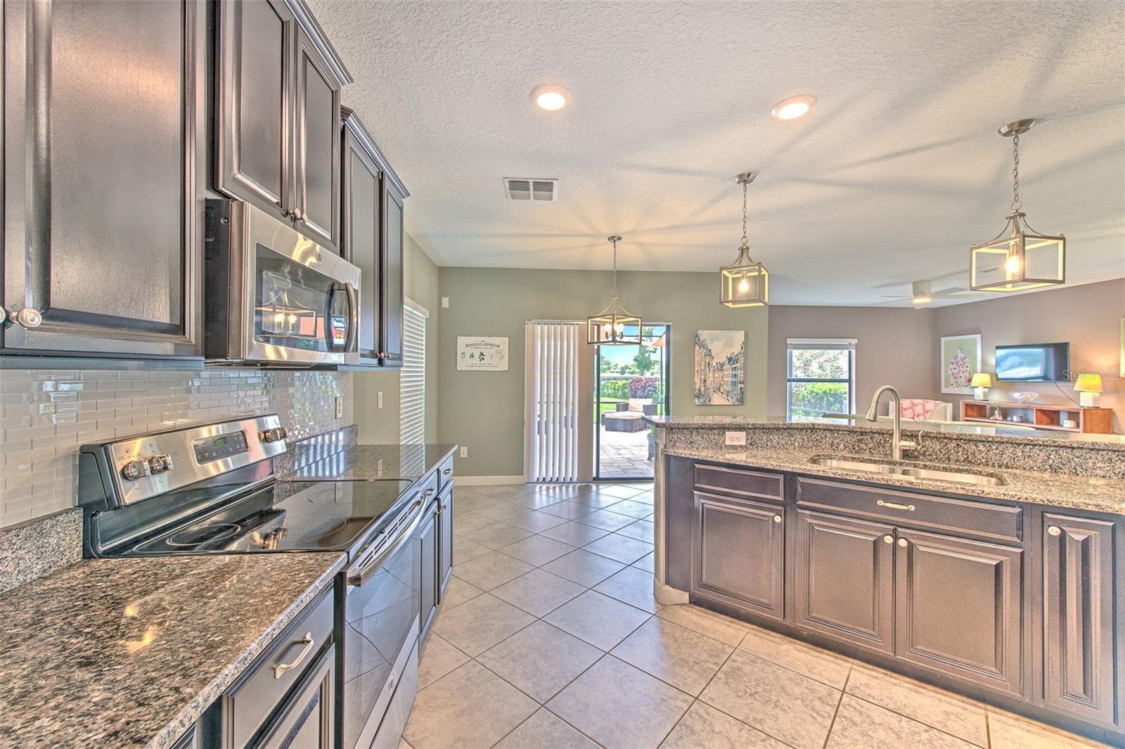 Image 10 of 28 For 10081 Sage Creek Drive