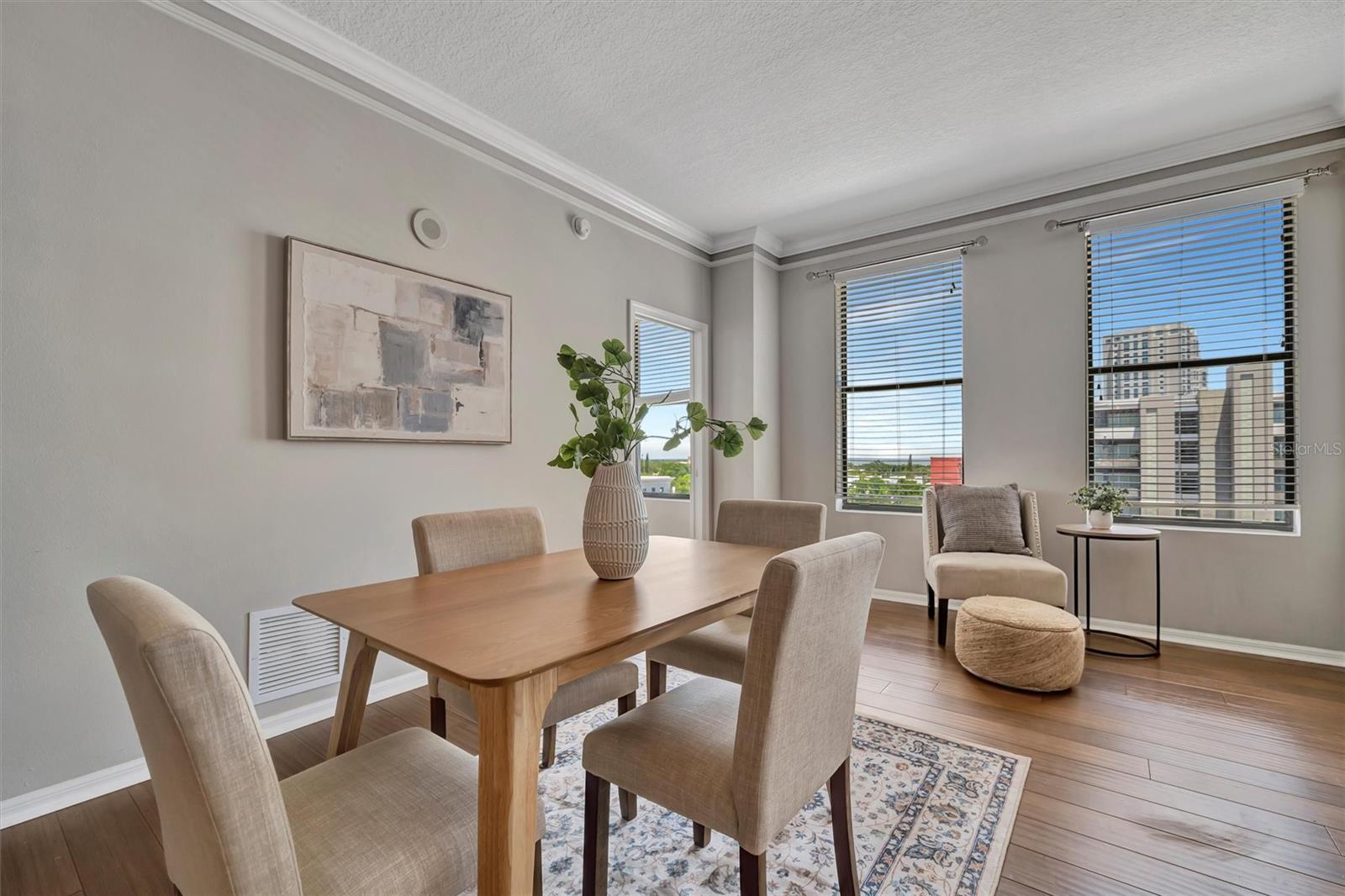 Image 14 of 39 For 226 5th Avenue N 605