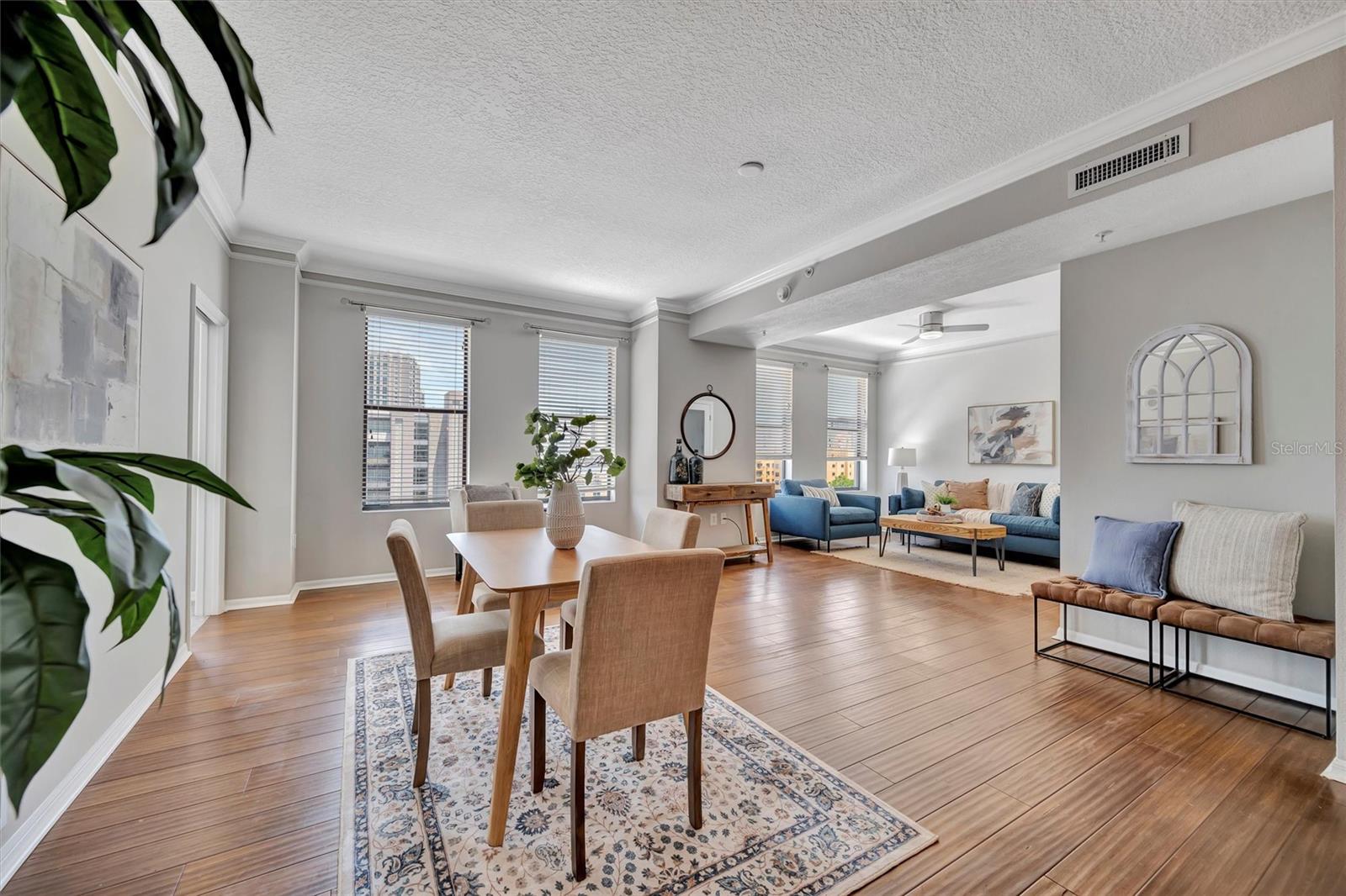 Image 18 of 39 For 226 5th Avenue N 605