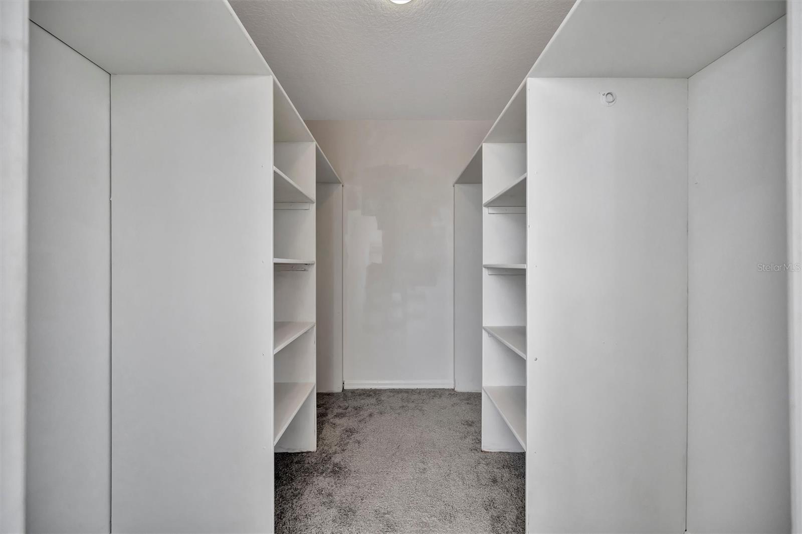 Image 22 of 39 For 226 5th Avenue N 605