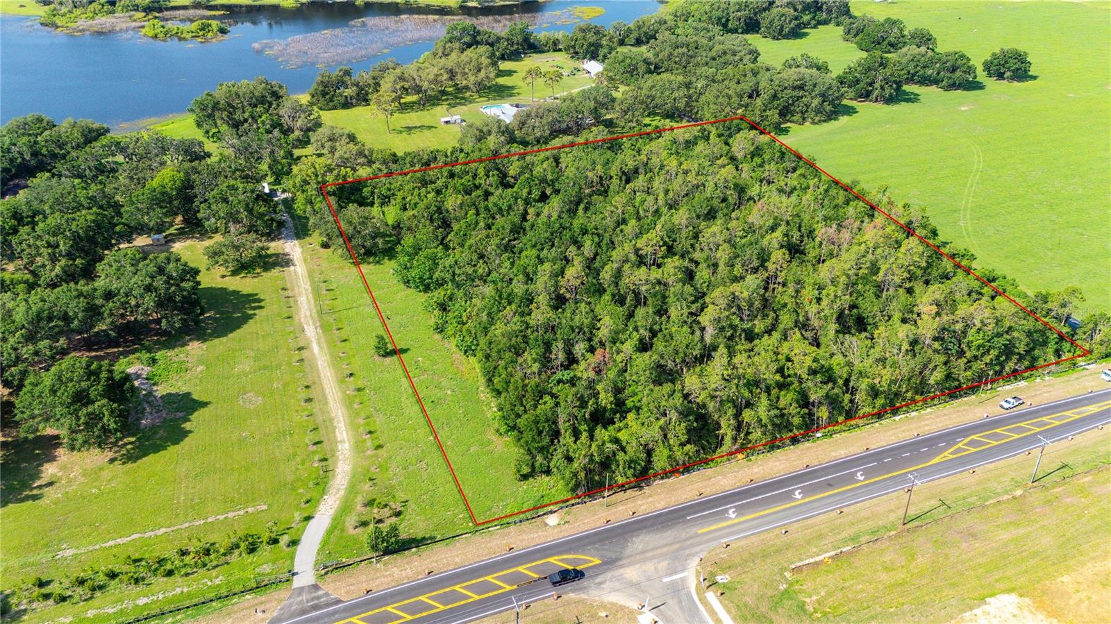 Listing photo id 3 for 36126 Saint Joe Road