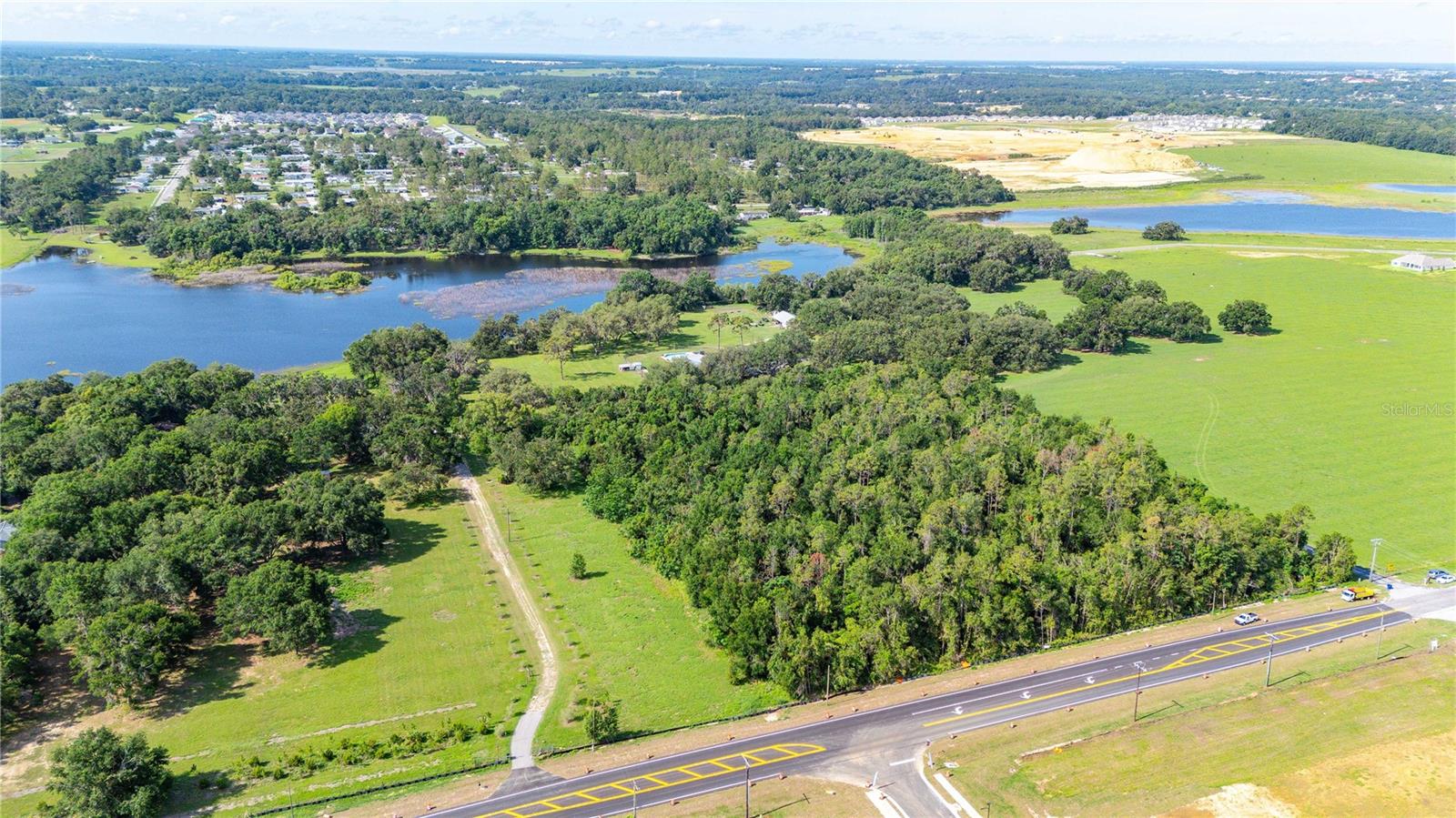 Listing photo id 7 for 36126 Saint Joe Road