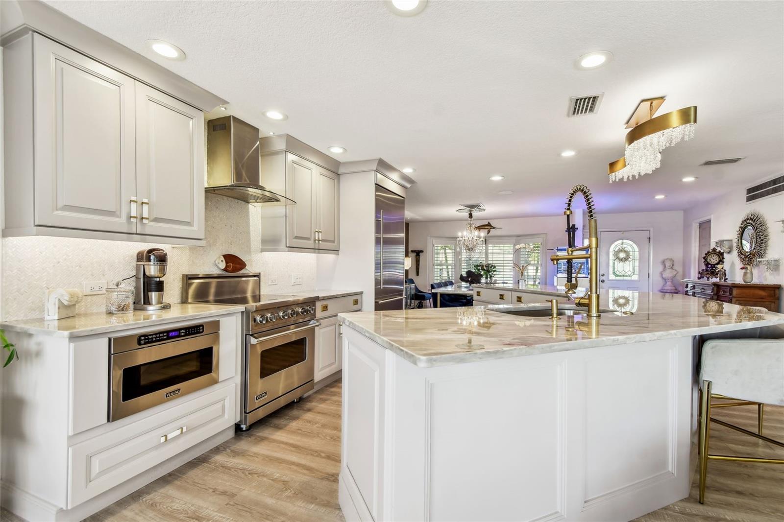 Image 11 of 53 For 1432 50th Avenue Ne