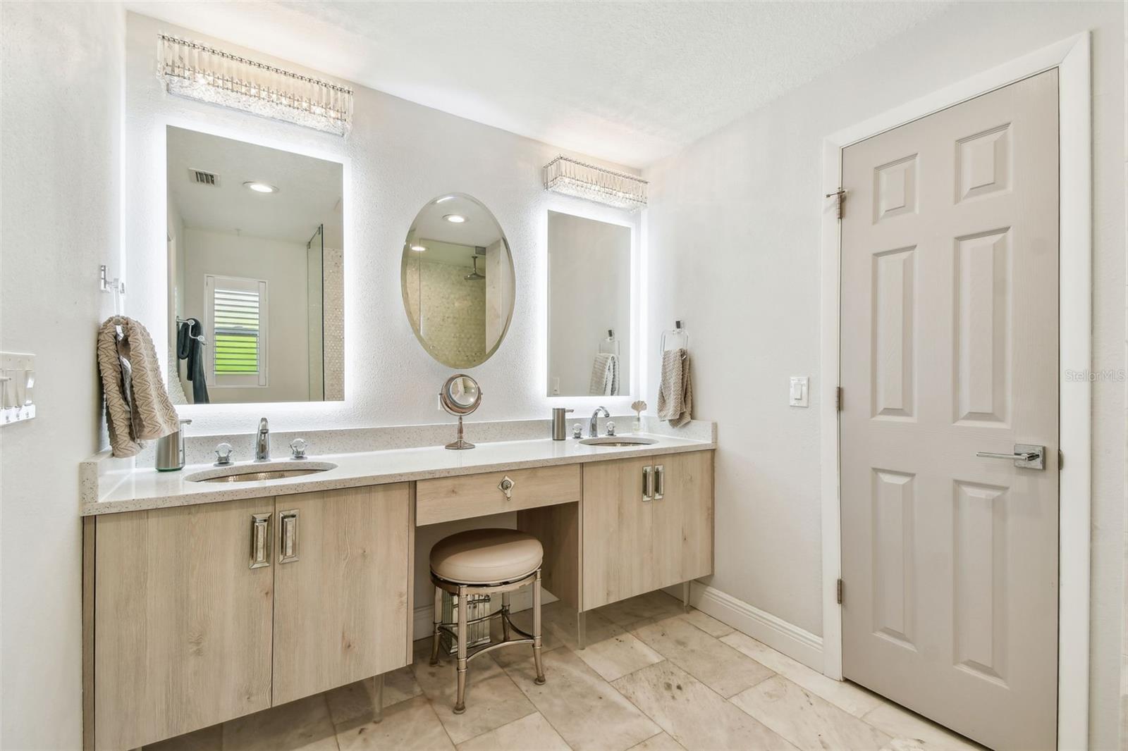 Image 21 of 53 For 1432 50th Avenue Ne