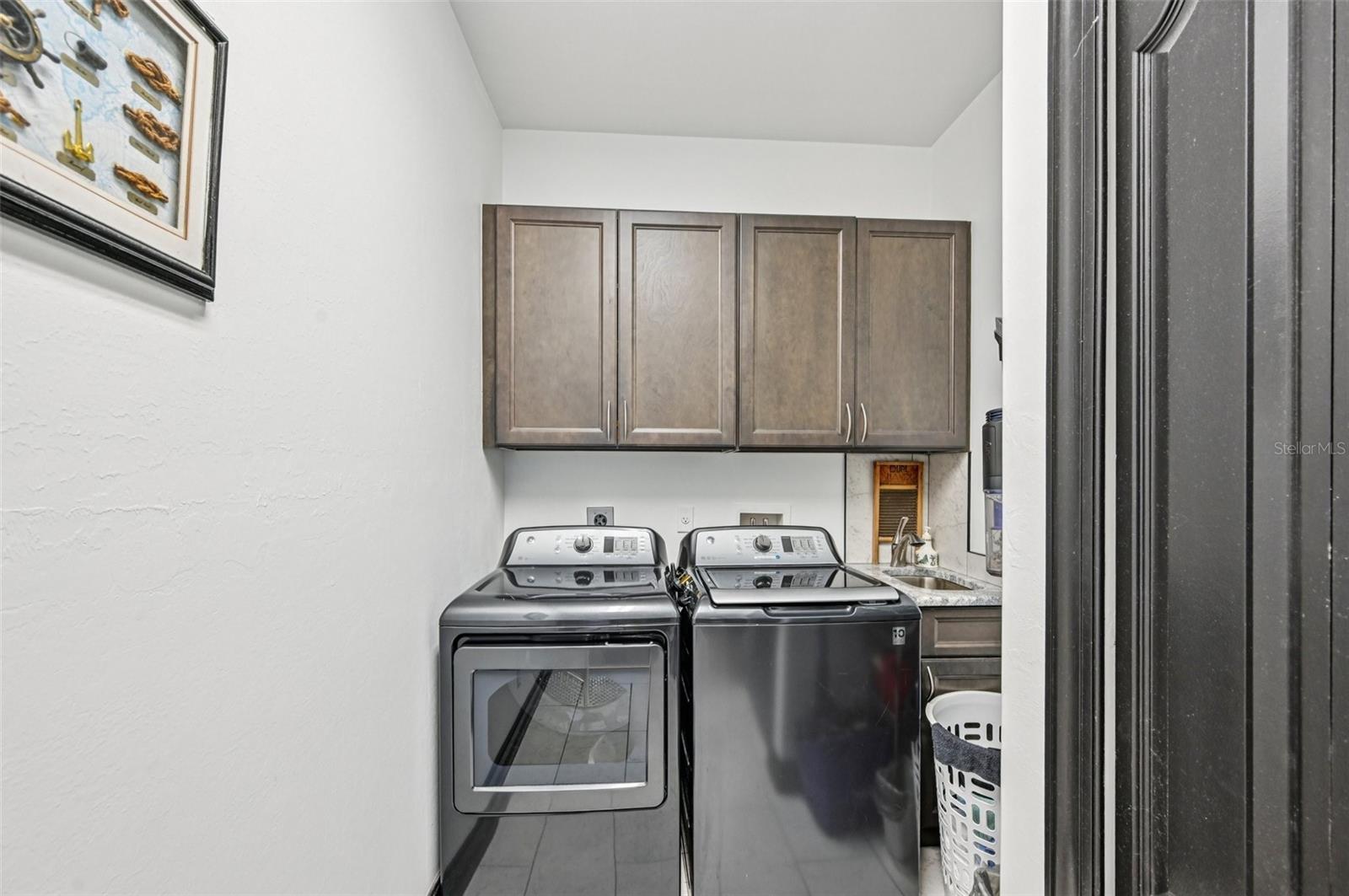 Image 12 of 36 For 200 Eppinger Drive