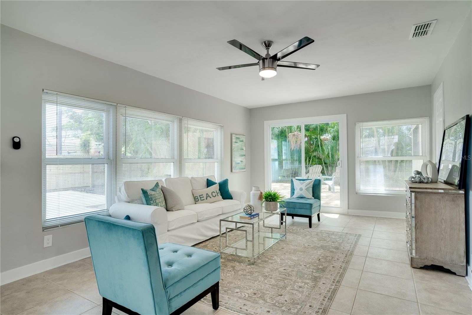Image 10 of 42 For 1506 Winding Way W