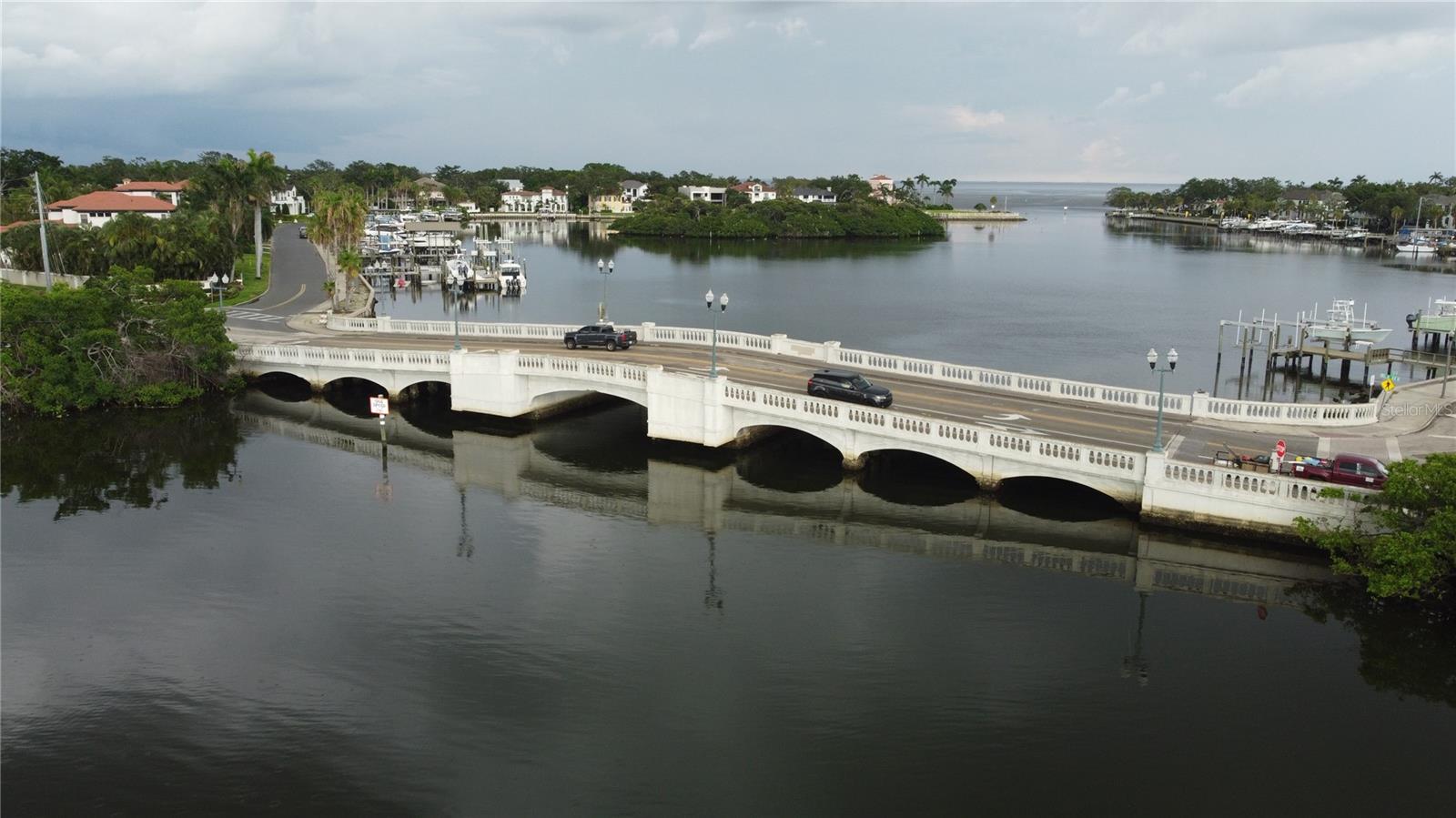 Image 33 of 38 For 243 Snell Isle Boulevard Ne