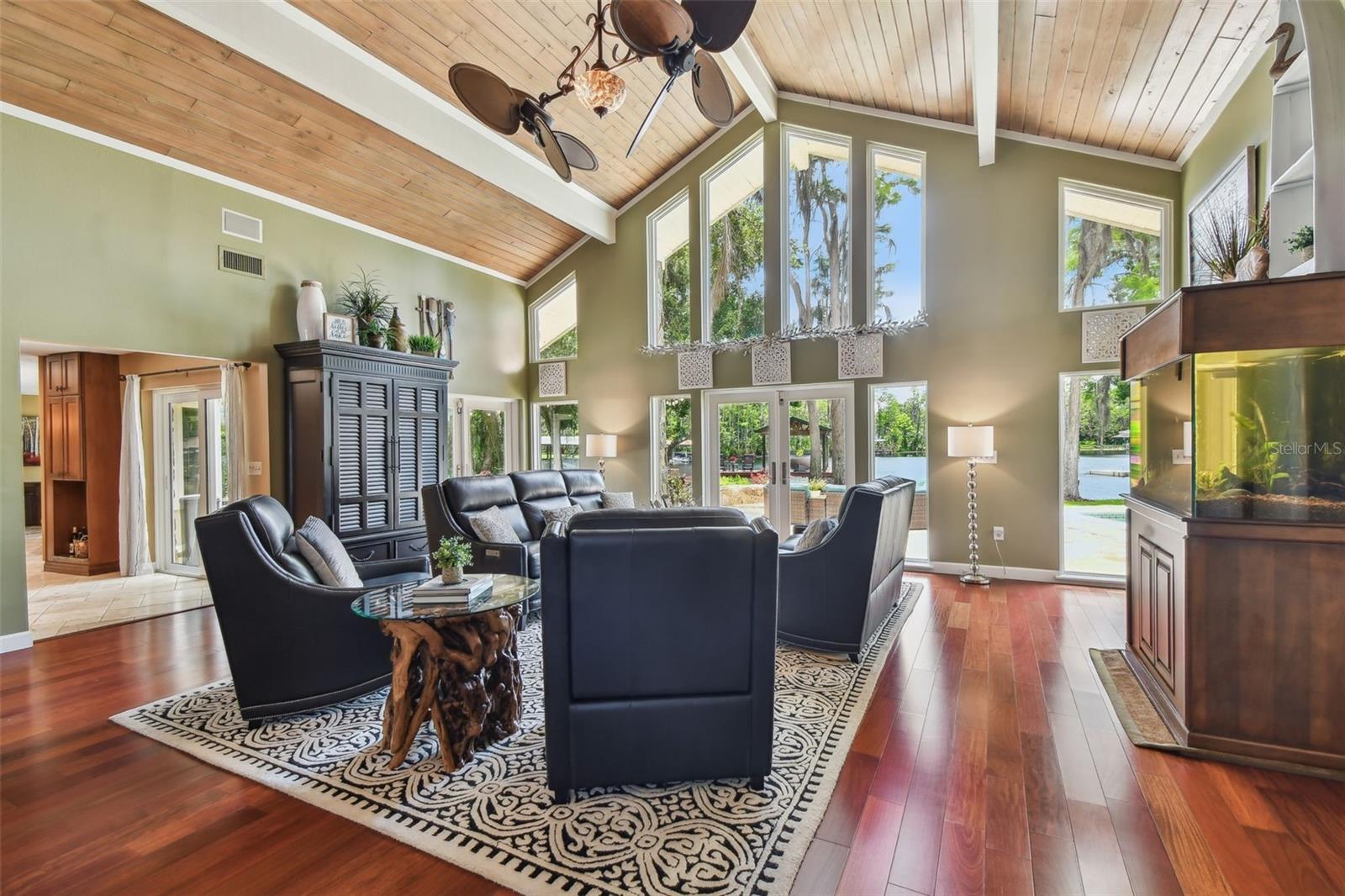 Image 12 of 100 For 16205 Sentry Woods Court