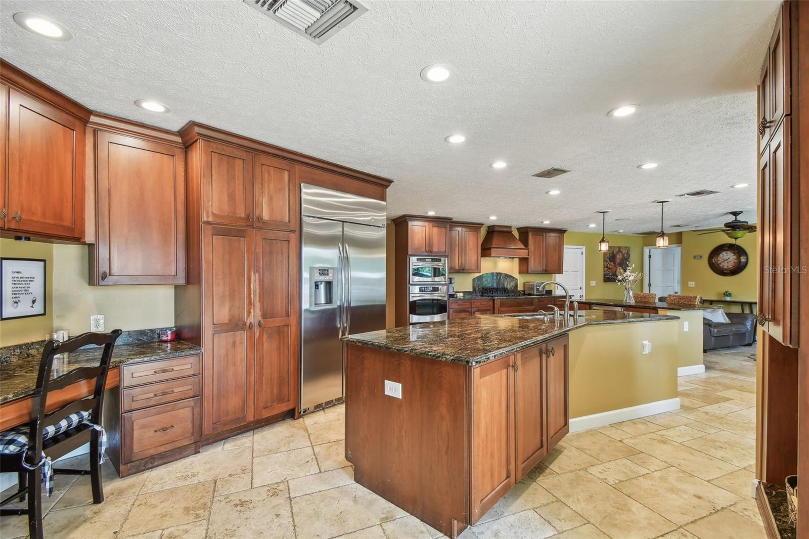 Image 17 of 100 For 16205 Sentry Woods Court