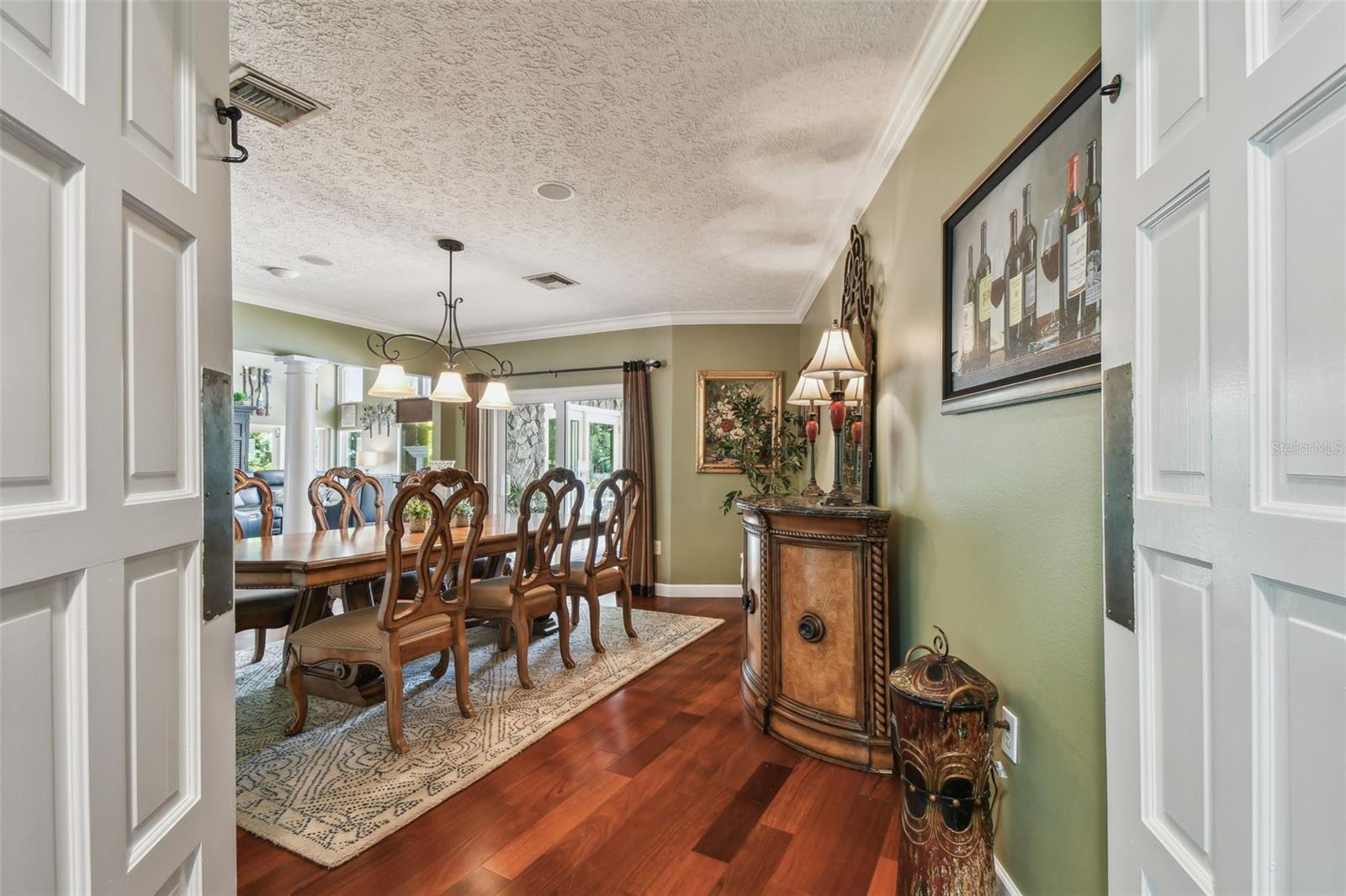 Image 35 of 100 For 16205 Sentry Woods Court