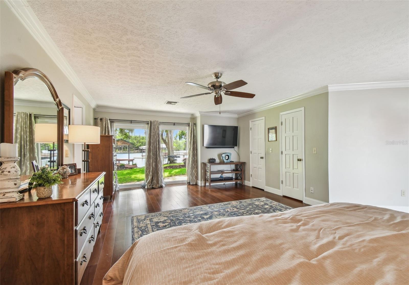 Image 38 of 100 For 16205 Sentry Woods Court