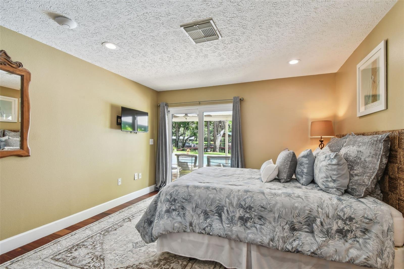 Image 54 of 100 For 16205 Sentry Woods Court