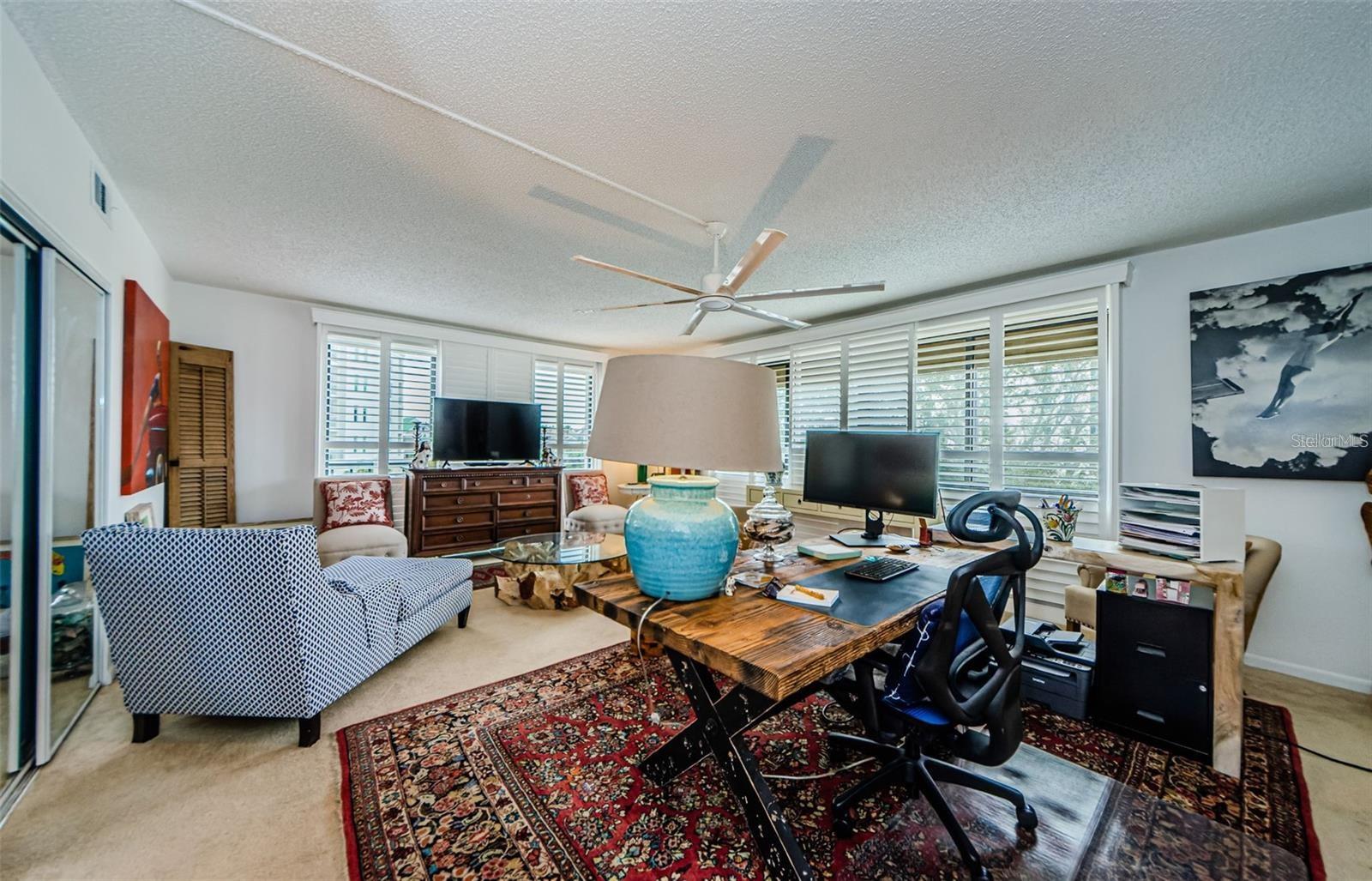 Image 31 of 42 For 150 Belleview Boulevard 403