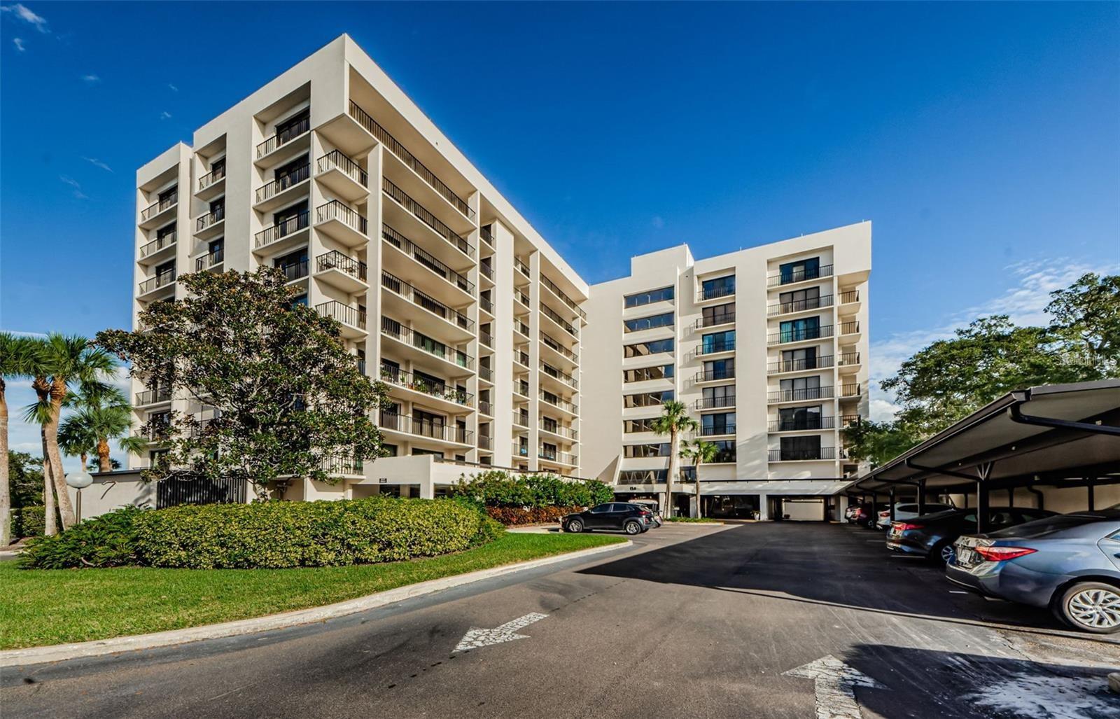 Image 34 of 42 For 150 Belleview Boulevard 403