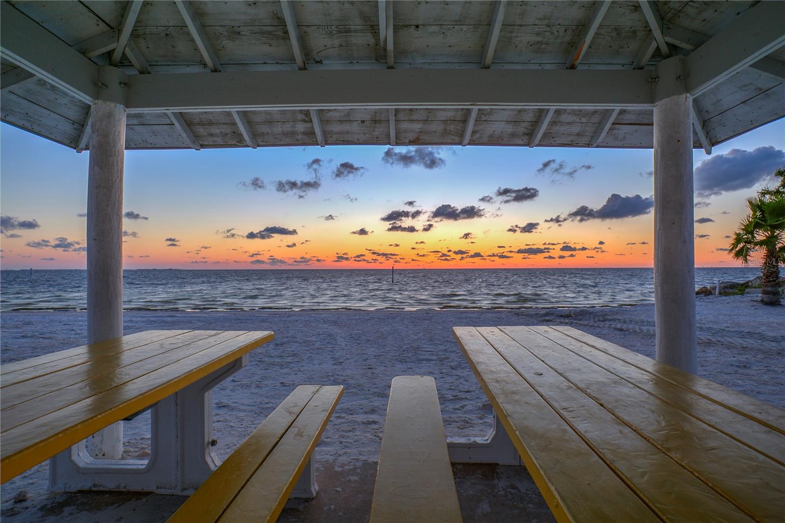 Image 21 of 29 For 4854 Marine Parkway 103