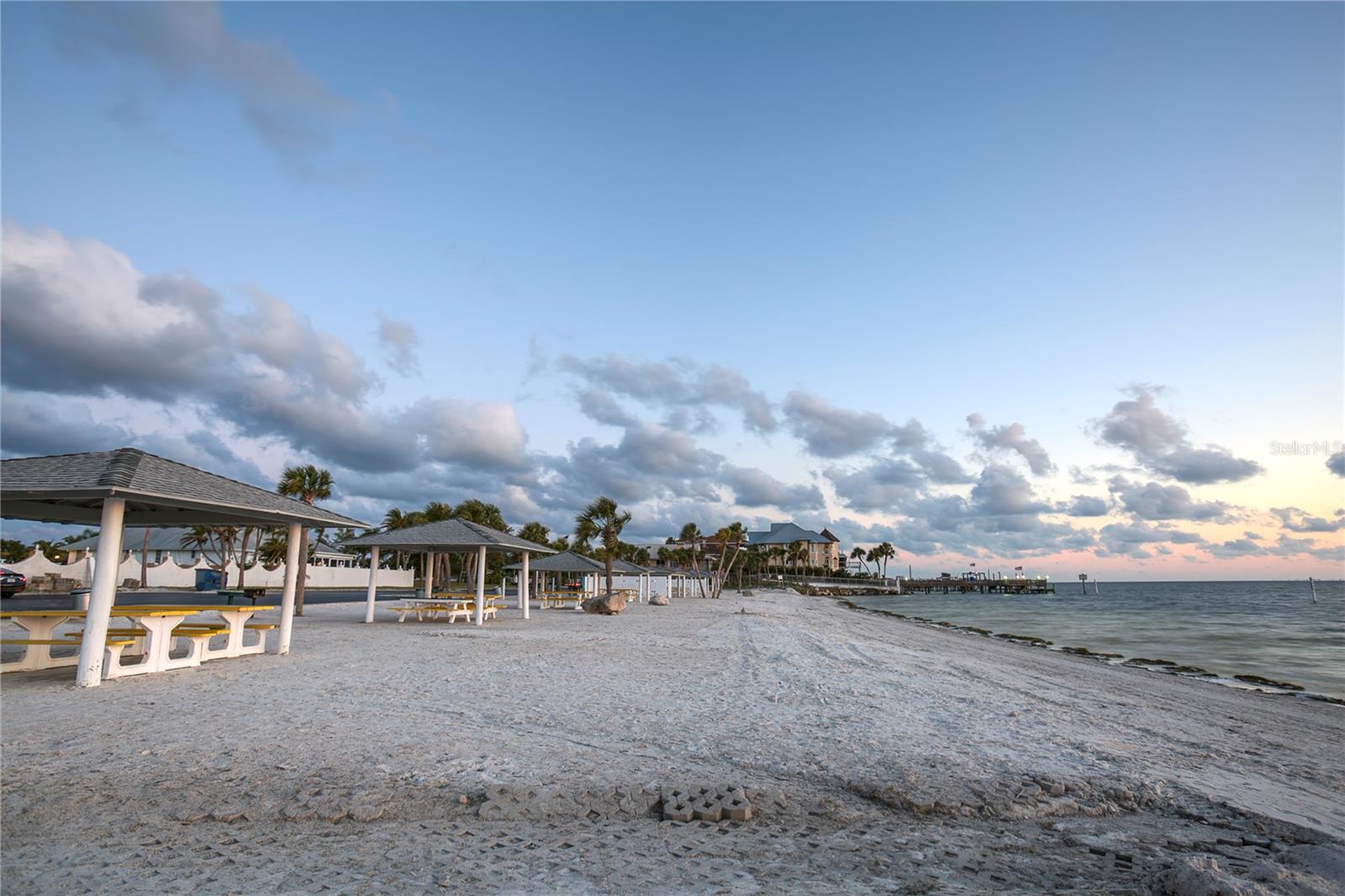 Image 22 of 29 For 4854 Marine Parkway 103