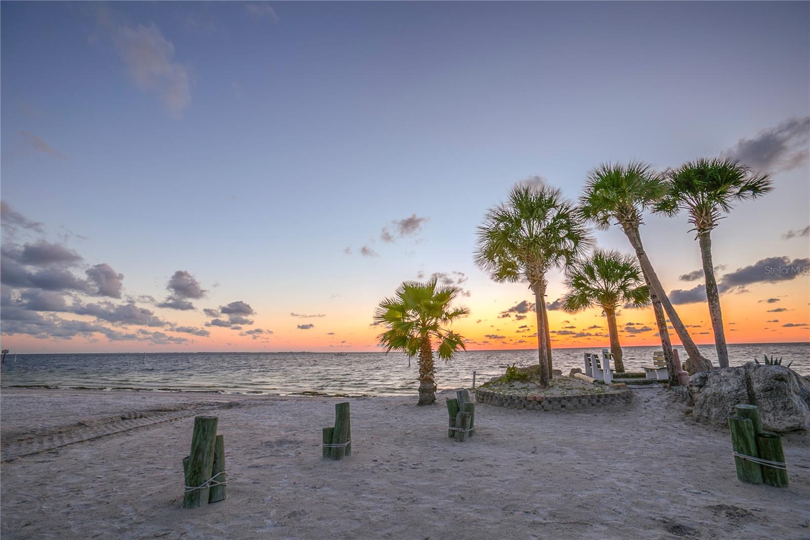 Image 26 of 29 For 4854 Marine Parkway 103