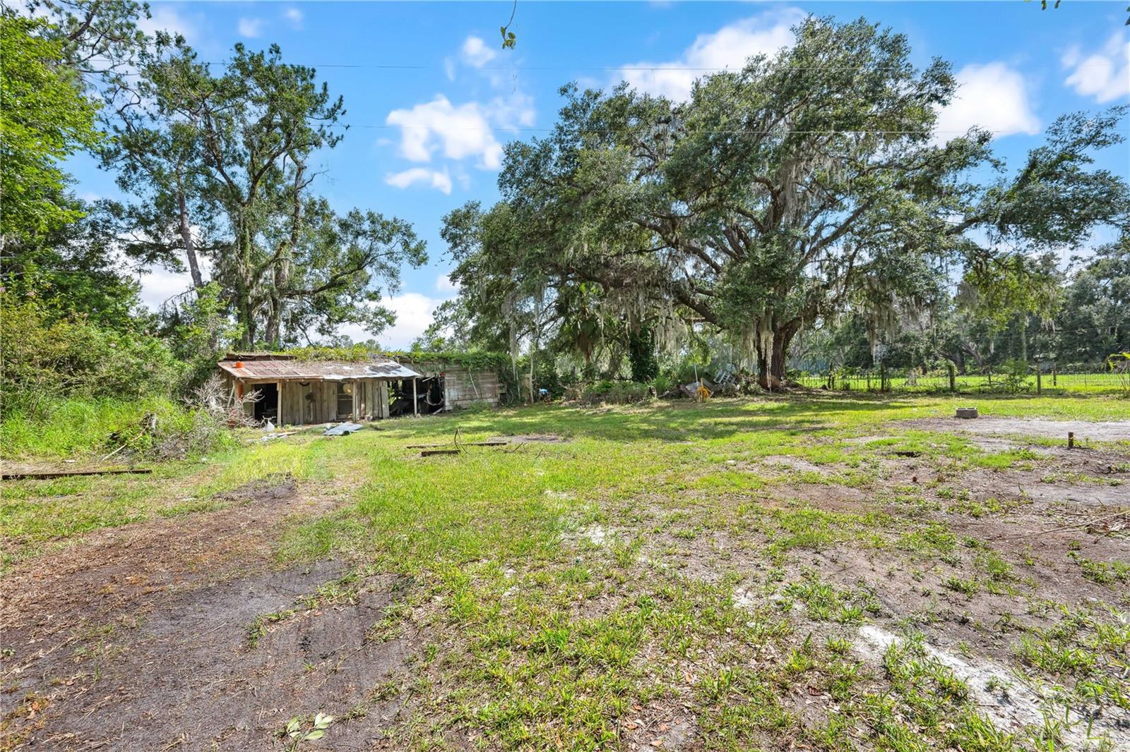 Image 35 of 37 For 44912 Lacoochee Claysink Road