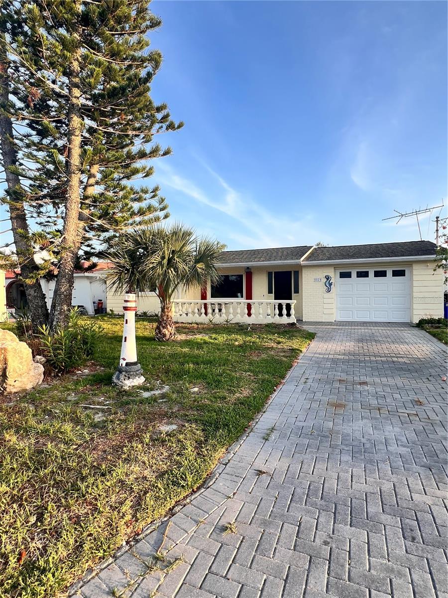 Details for 3924 Headsail Drive, NEW PORT RICHEY, FL 34652