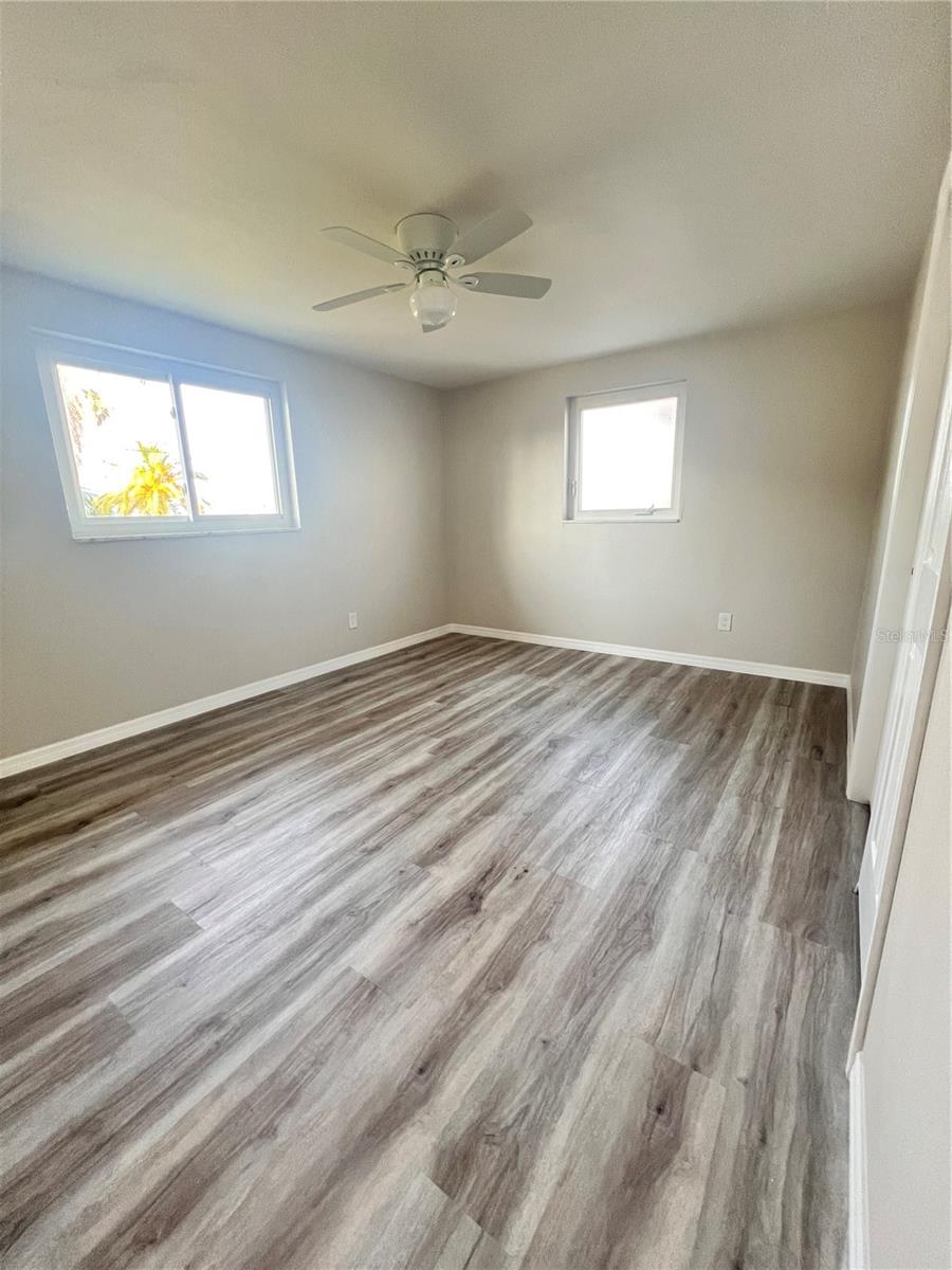 Image 14 of 21 For 3924 Headsail Drive
