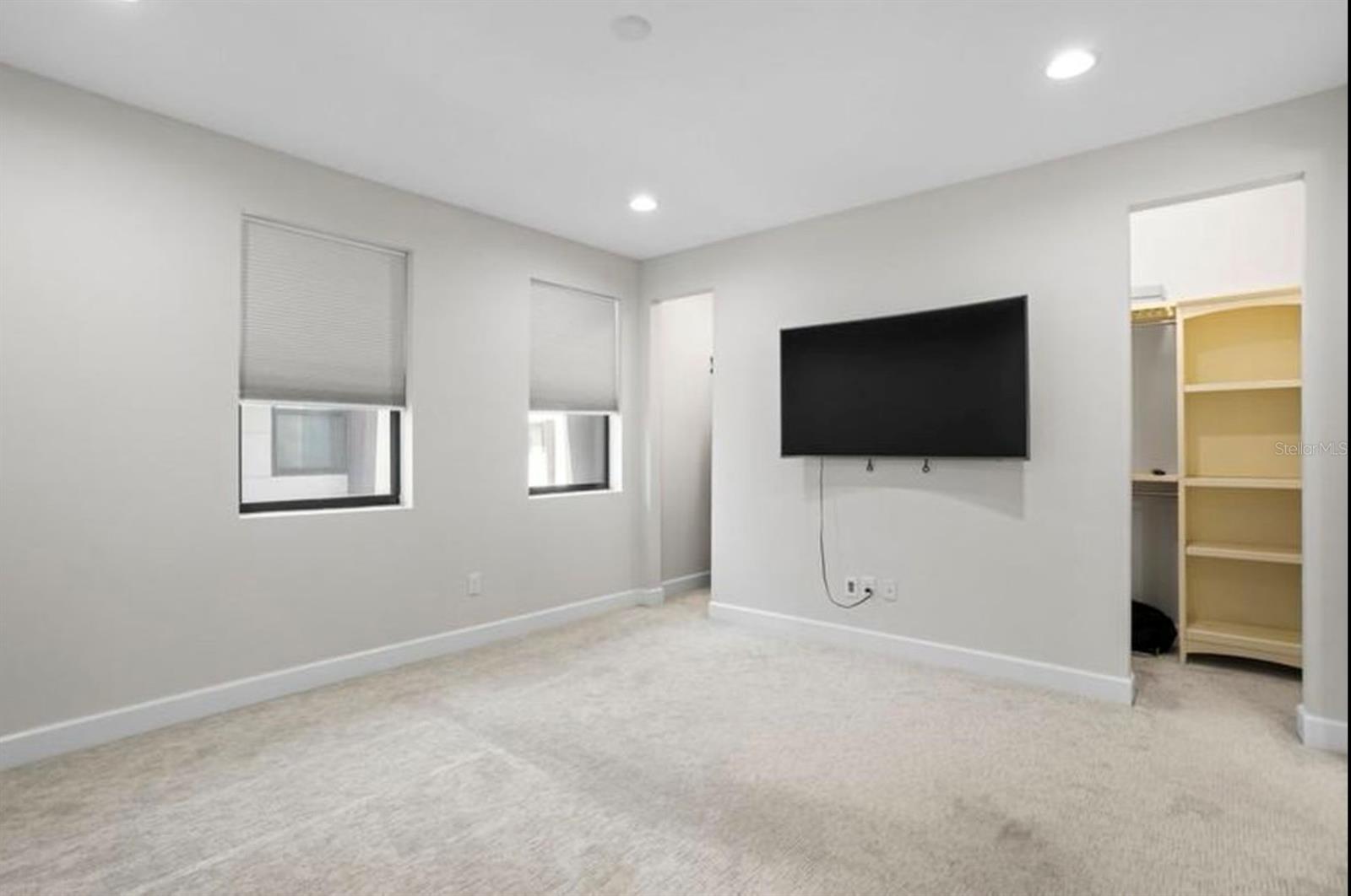 Image 12 of 24 For 1330 Gray Street 5