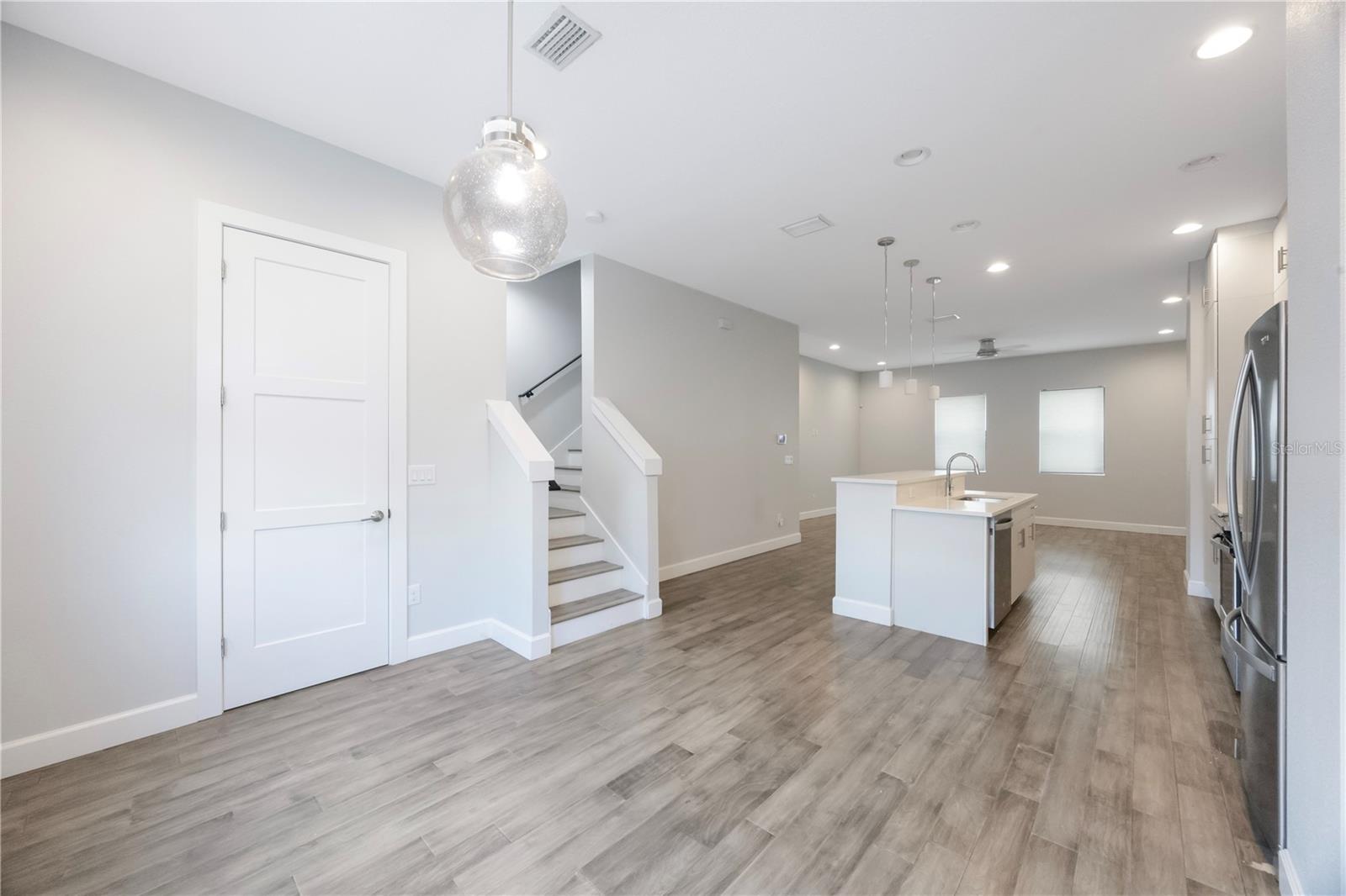 Image 32 of 49 For 1330 Gray Street 5