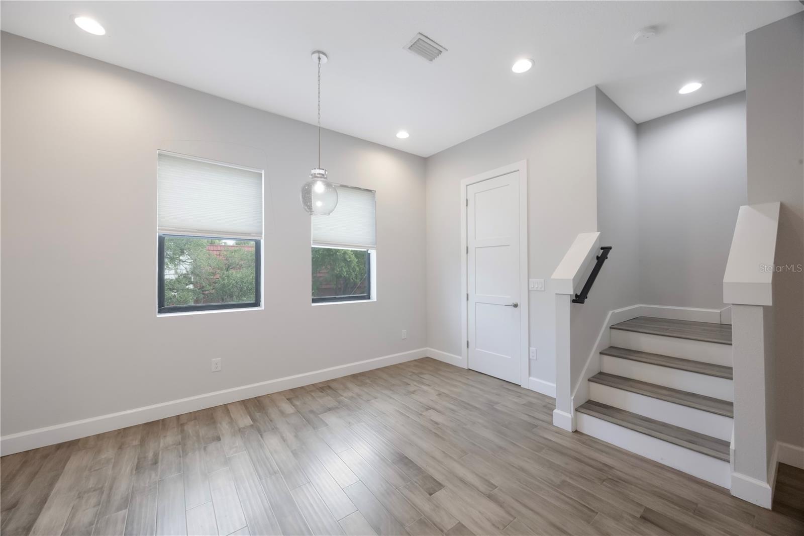 Image 33 of 49 For 1330 Gray Street 5